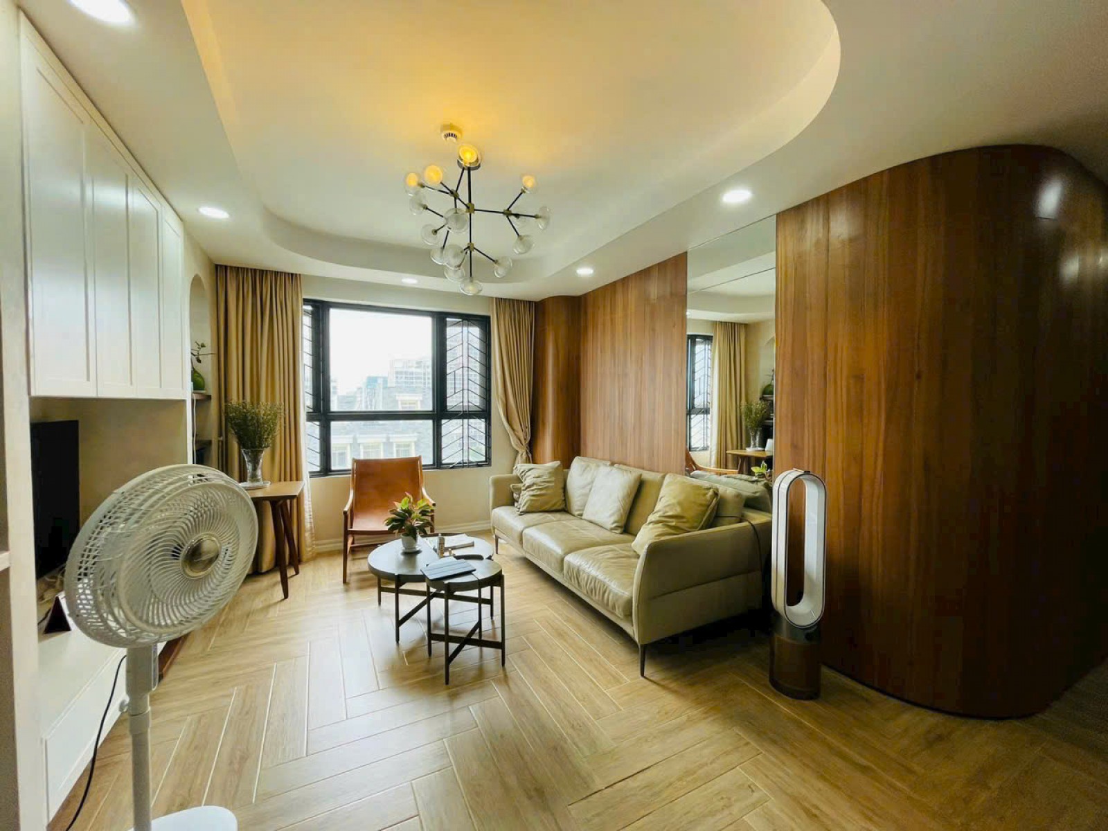 Bán gấp căn hộ Nam Phúc 122m2, nhà đẹp, view công viên Nam viên 2ha - 12252