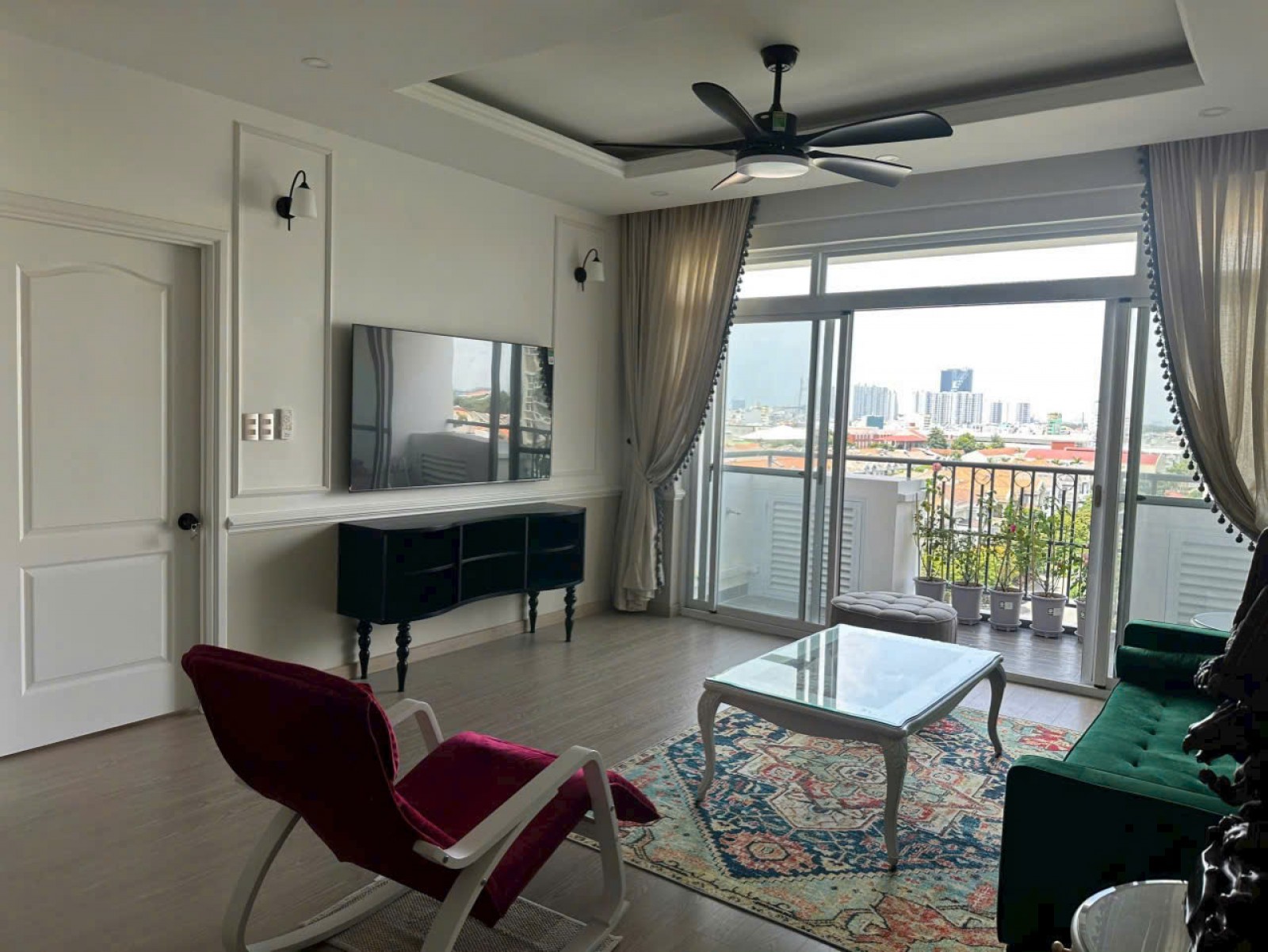 Bán căn hộ cao cấp Cảnh viên 3, góc 2 view công viên cực đẹp, lầu cao