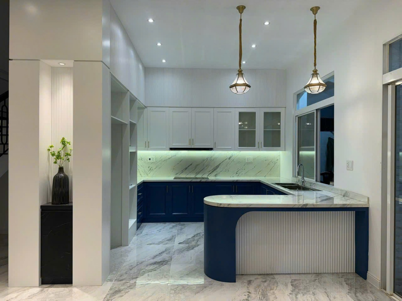 Bán biệt thự Mỹ giang liên kế 7*18m, 3 lầu, nhà đẹp ngay hồ bán nguyệt - 12282