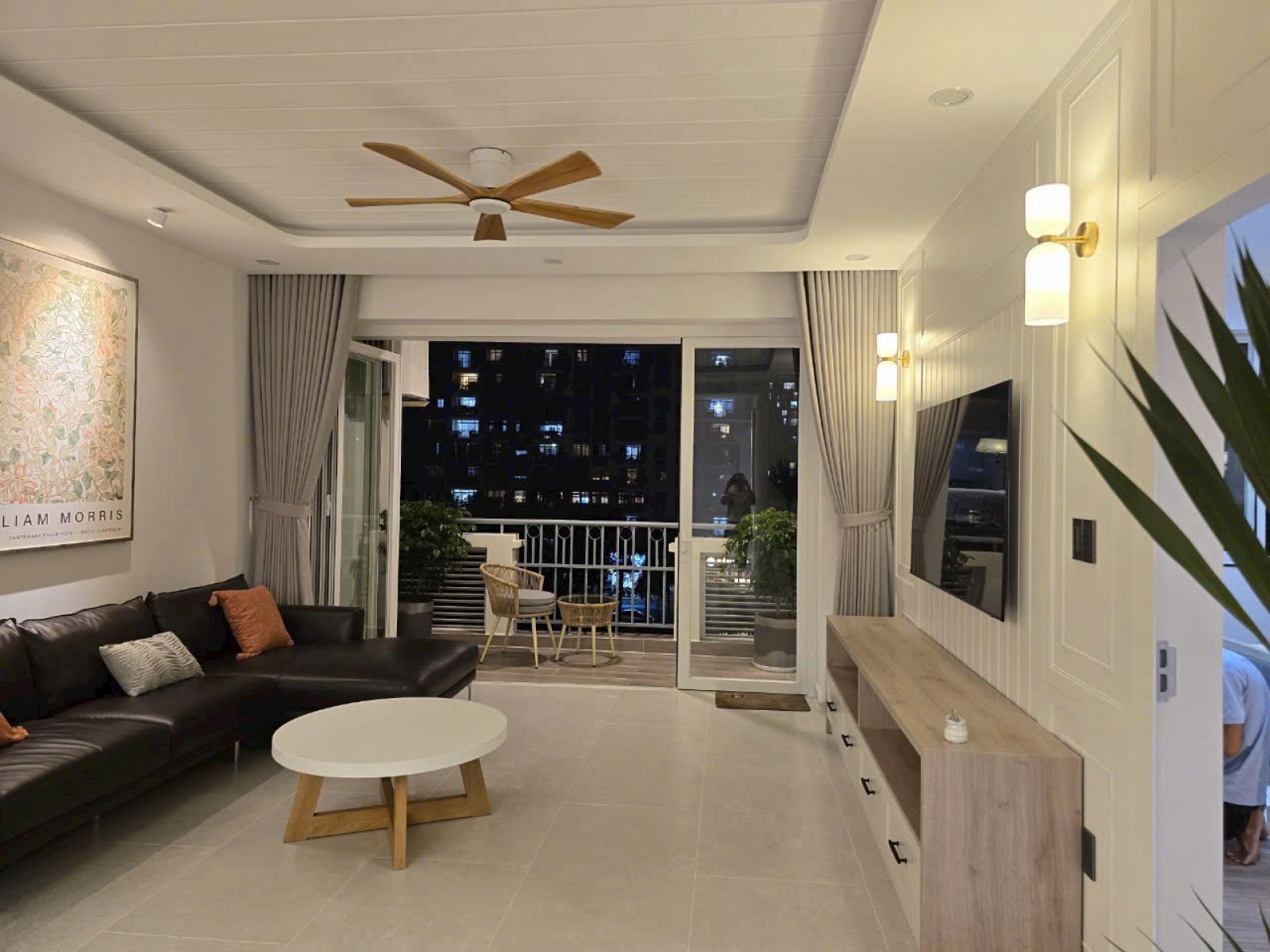 Bán gấp CHCC Cảnh Viên 1, 122m2, View công viên Nam Viên 2ha cực đẹp - 12380