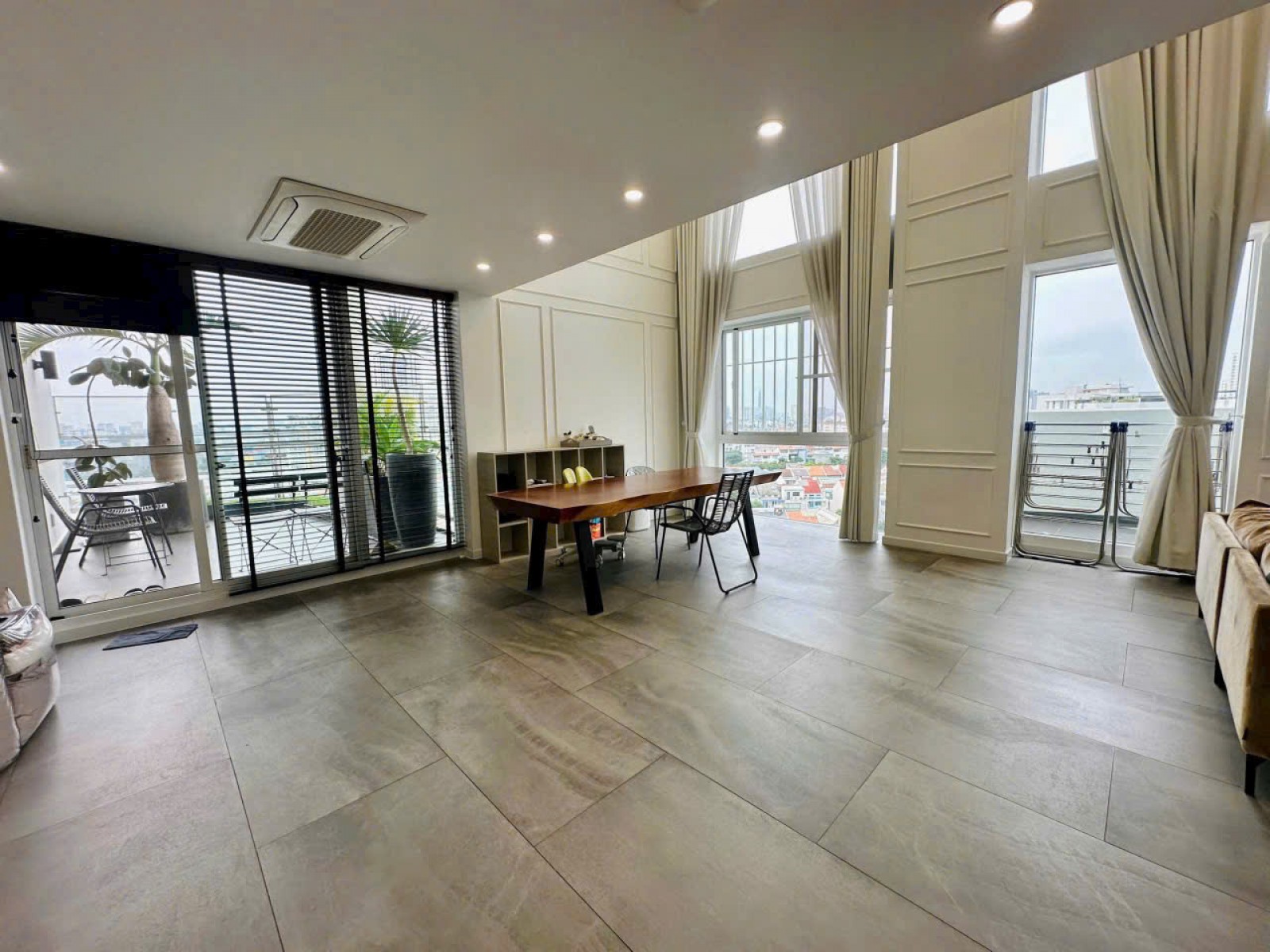 Bán Gấp Penhouse Riverpark 334m2, 4PN, 2 lầu, sân thượng, Phú mỹ hưng - 12465
