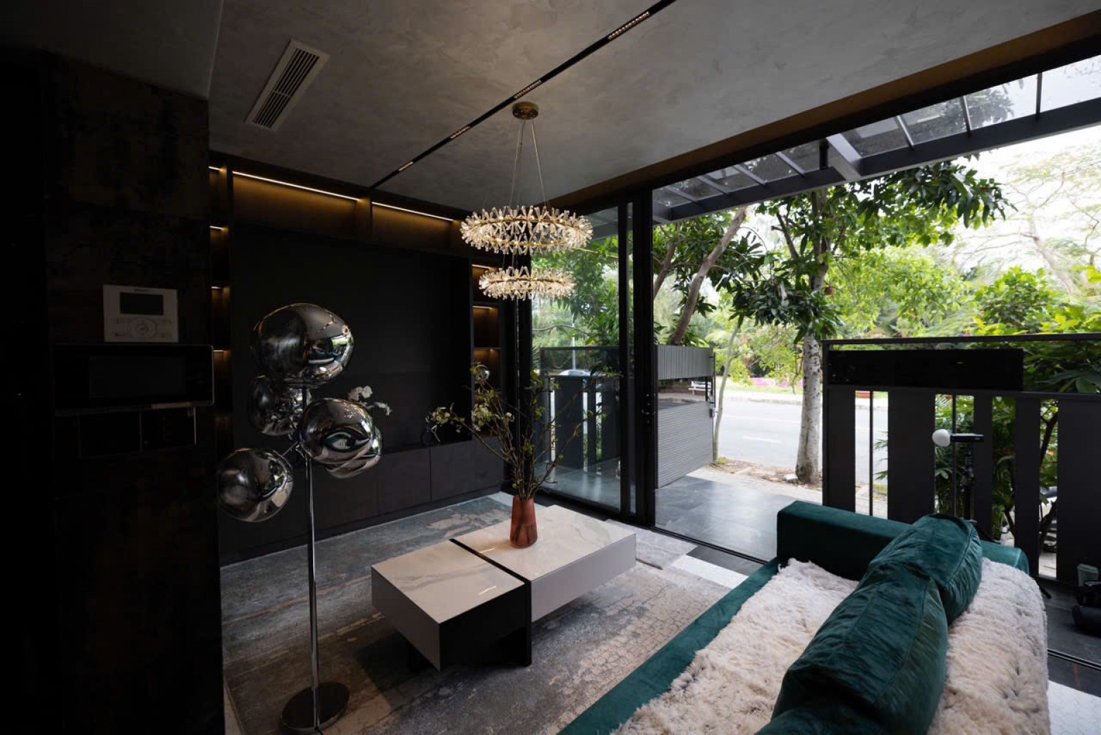 Cho thuê biệt thự đơn lập Hưng Thái 5PN, 5WC, full nội thất cao cấp - 12610