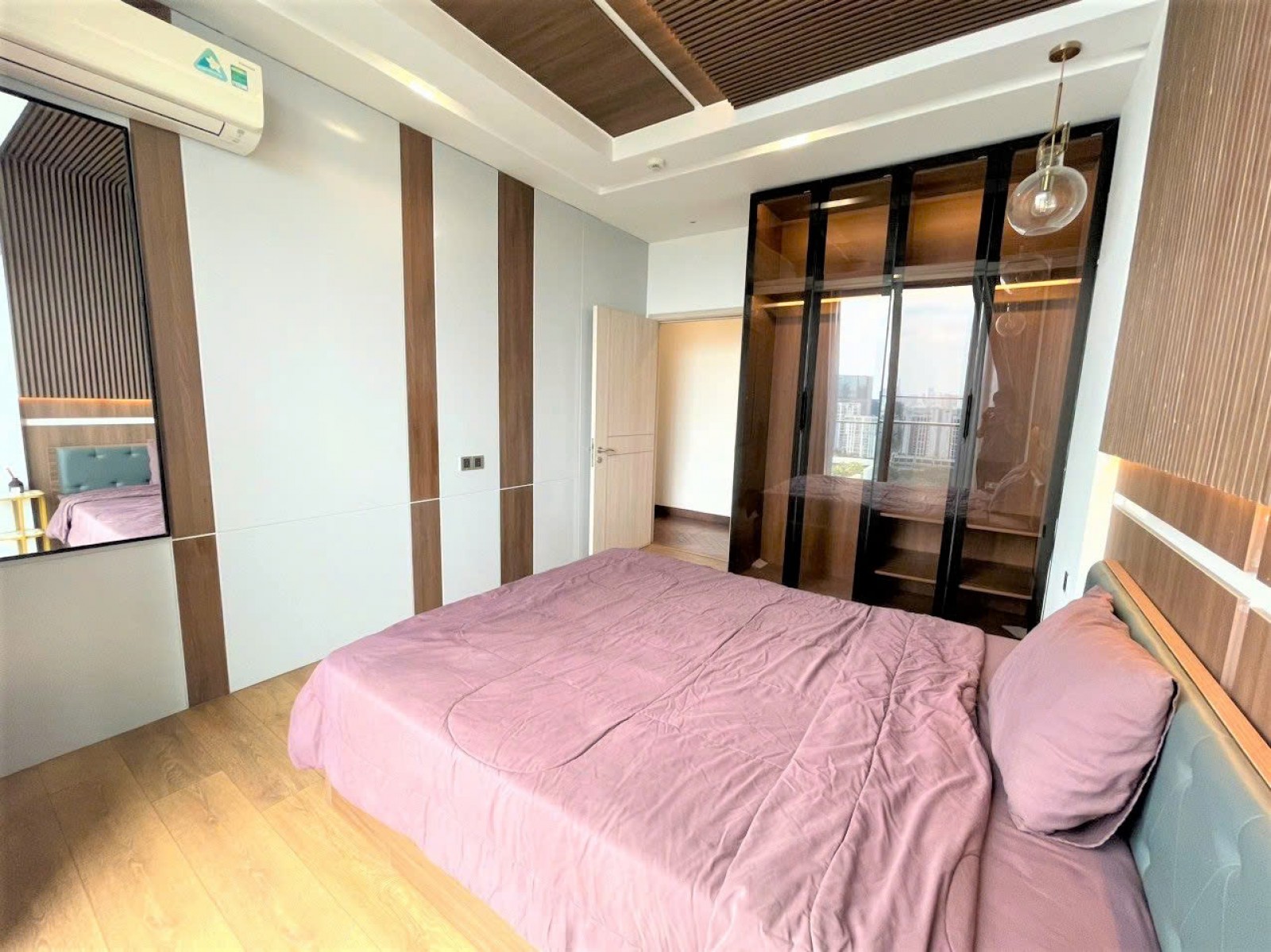 Bán Gấp Penhouse Midtown 245m2, 4PN, nội thất cao cấp, có Sổ hồng, Q.7 - 12669