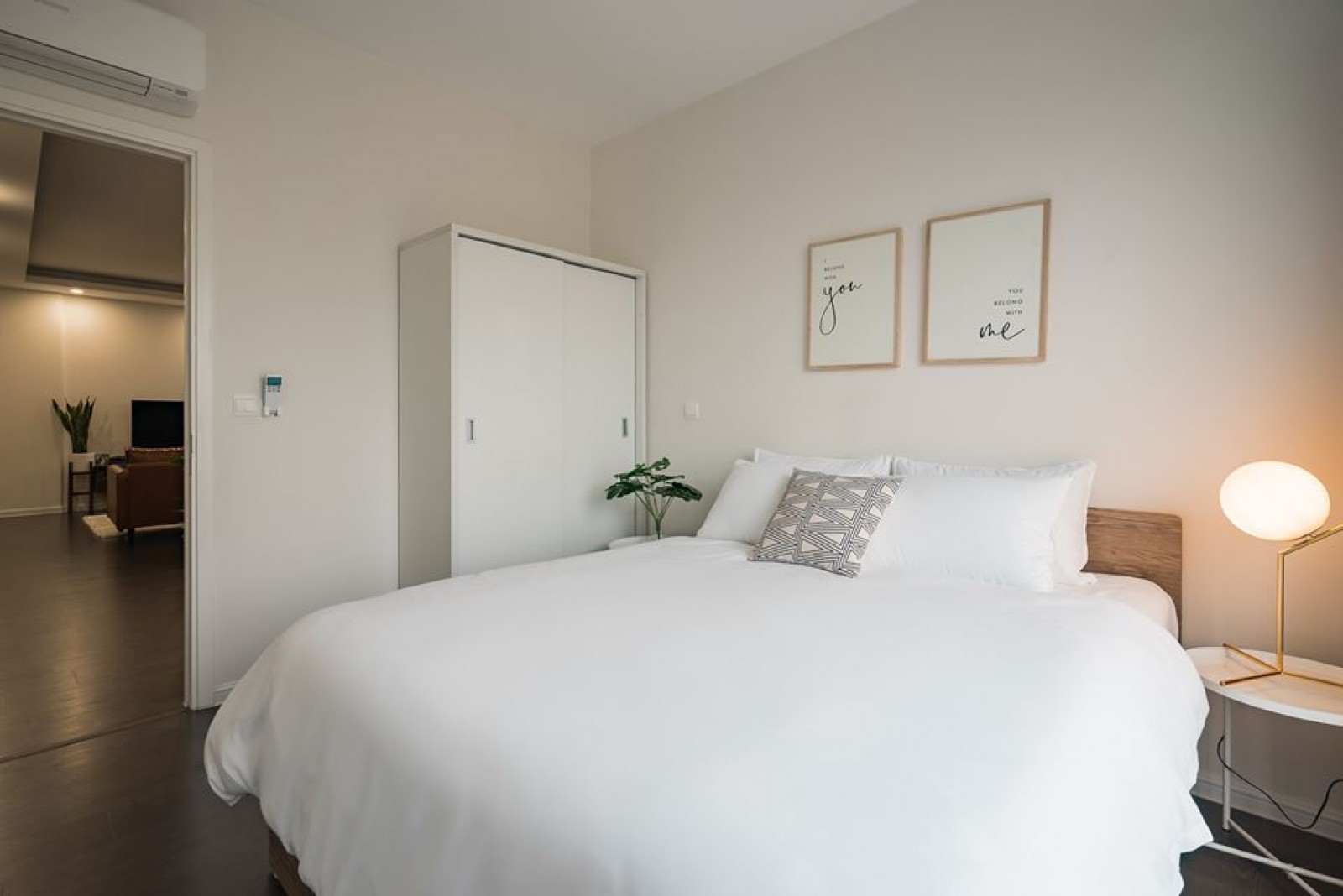 Cho thuê căn hộ Hưng Phúc, 2PN, NT mới đẹp hình thật, 16 triệu/tháng view biệt thự.