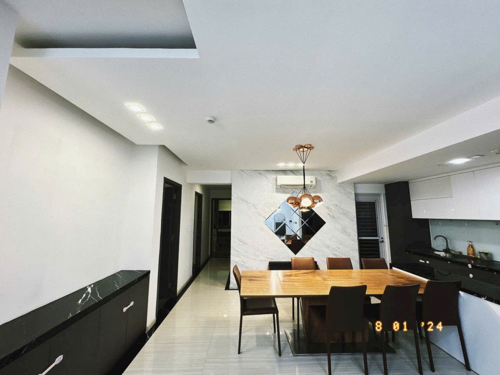 Bán căn hộ Happy Valley, 135m2, 3PN, lầu cao, giá 8,5 tỷ, có sổ hồng