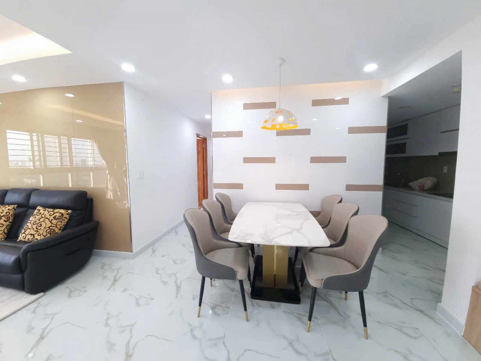 Cần bán căn hộ Happy Valley Đ.nguyễn Văn Linh - Phú mỹ hưng - Quận 7 - 13057