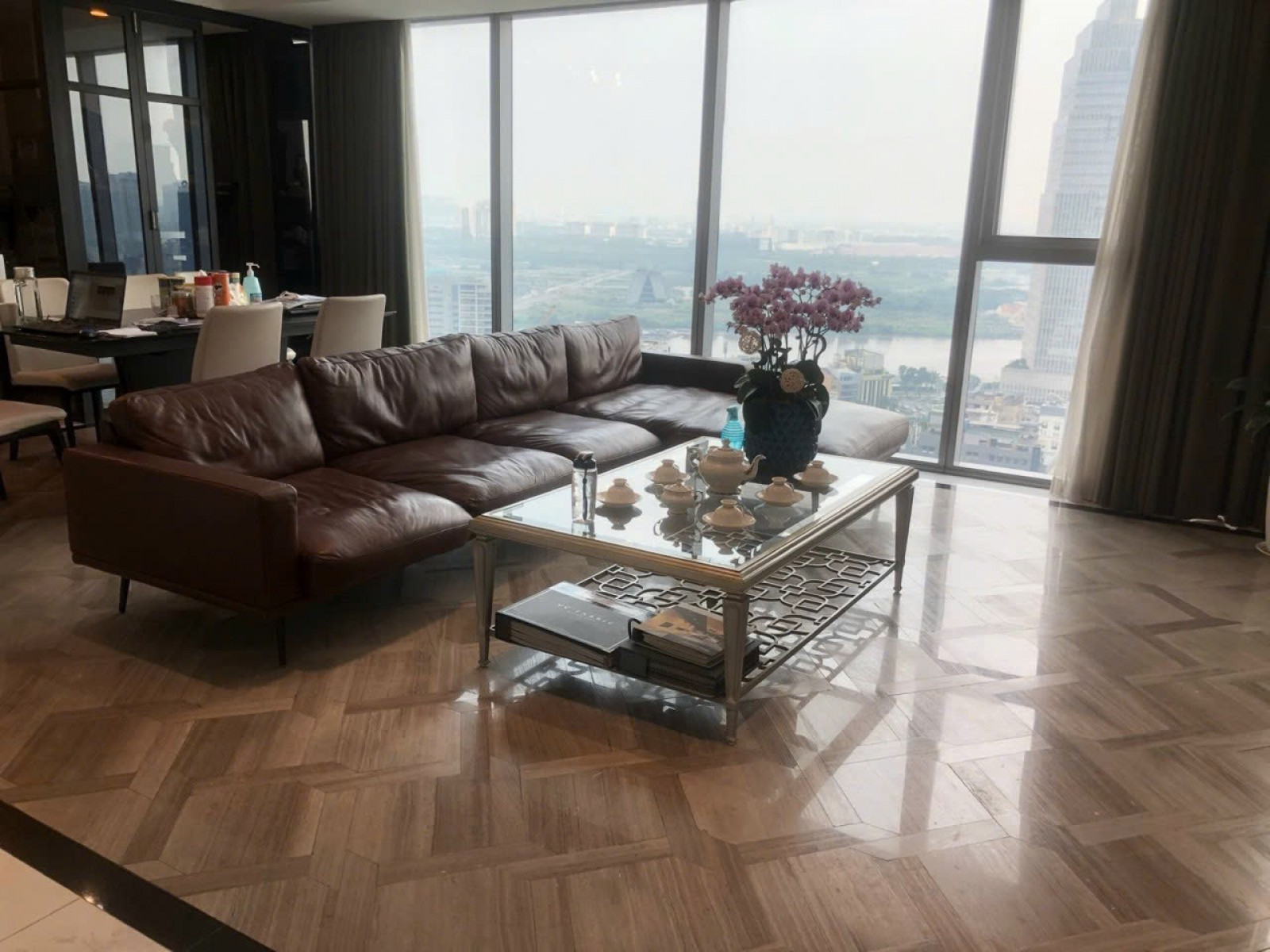 HOT RẺ! Bán gấp căn hộ Vinhomes Đồng Khởi, view sông và Bitexco Quận 1 - 13098