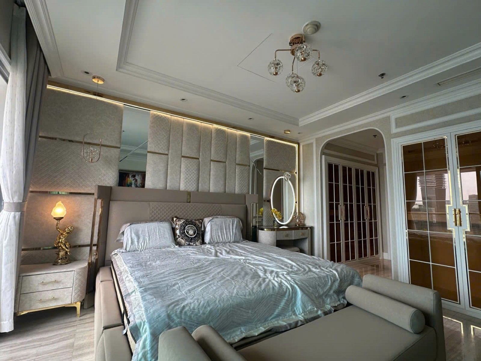 Bán căn hộ Vinhomes Đồng Khởi - Vincom Center, 205m2, view đỉnh Q.1 - 13122