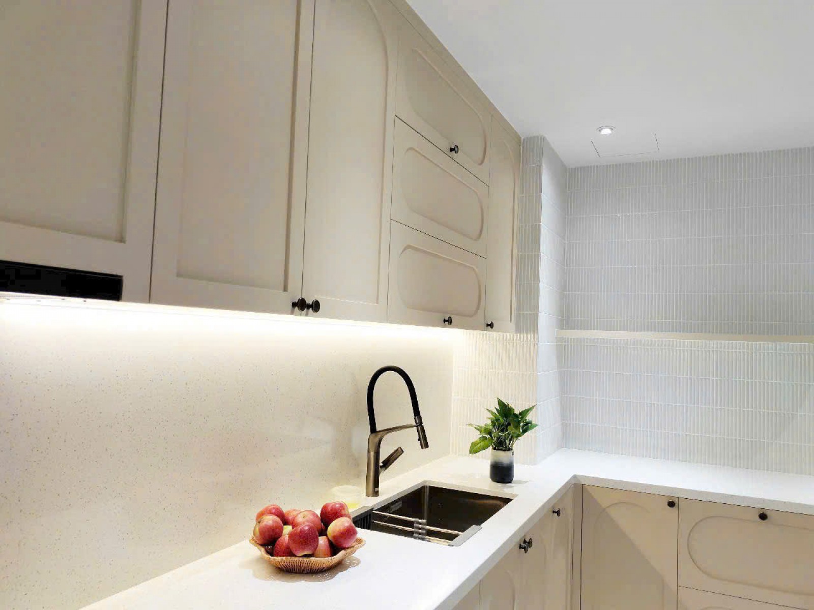 Siêu phẩm! Bán Căn hộ Riverside Residence 140m2, 3PN đẹp không tì vết - 13241