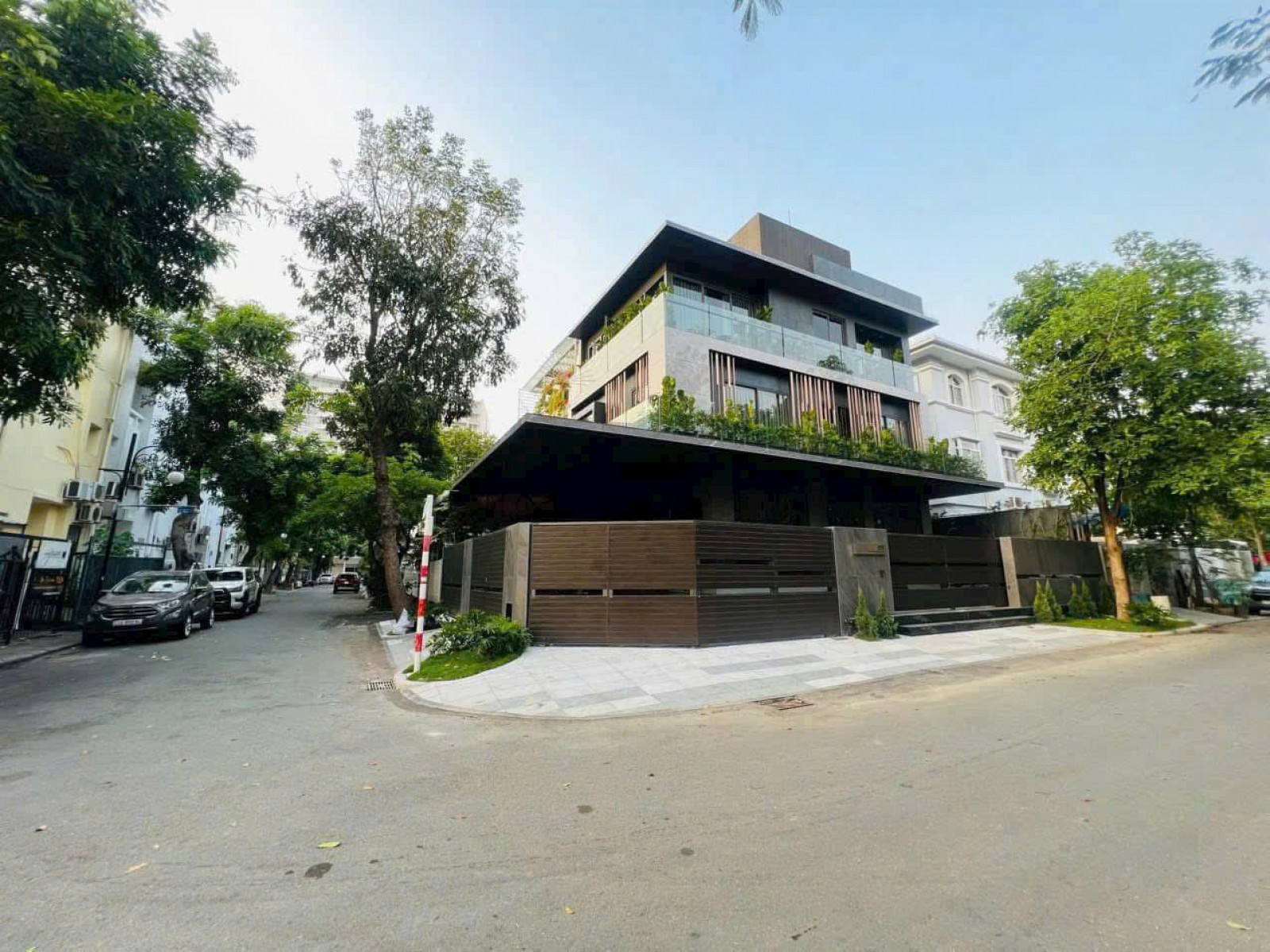 Bán Biệt thự Mỹ Giang góc 2 Mặt tiền, 11*18m, liền kề cầu Ánh sao PMH - 13243