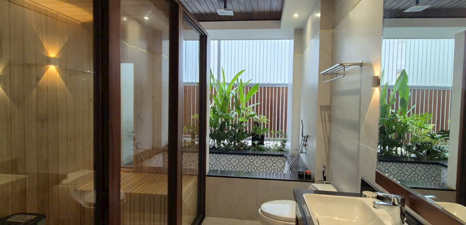 Bán Nhà phố Hưng Phước có thang máy, đường lớn KP Hàn Quốc, Quận 7 - 13251