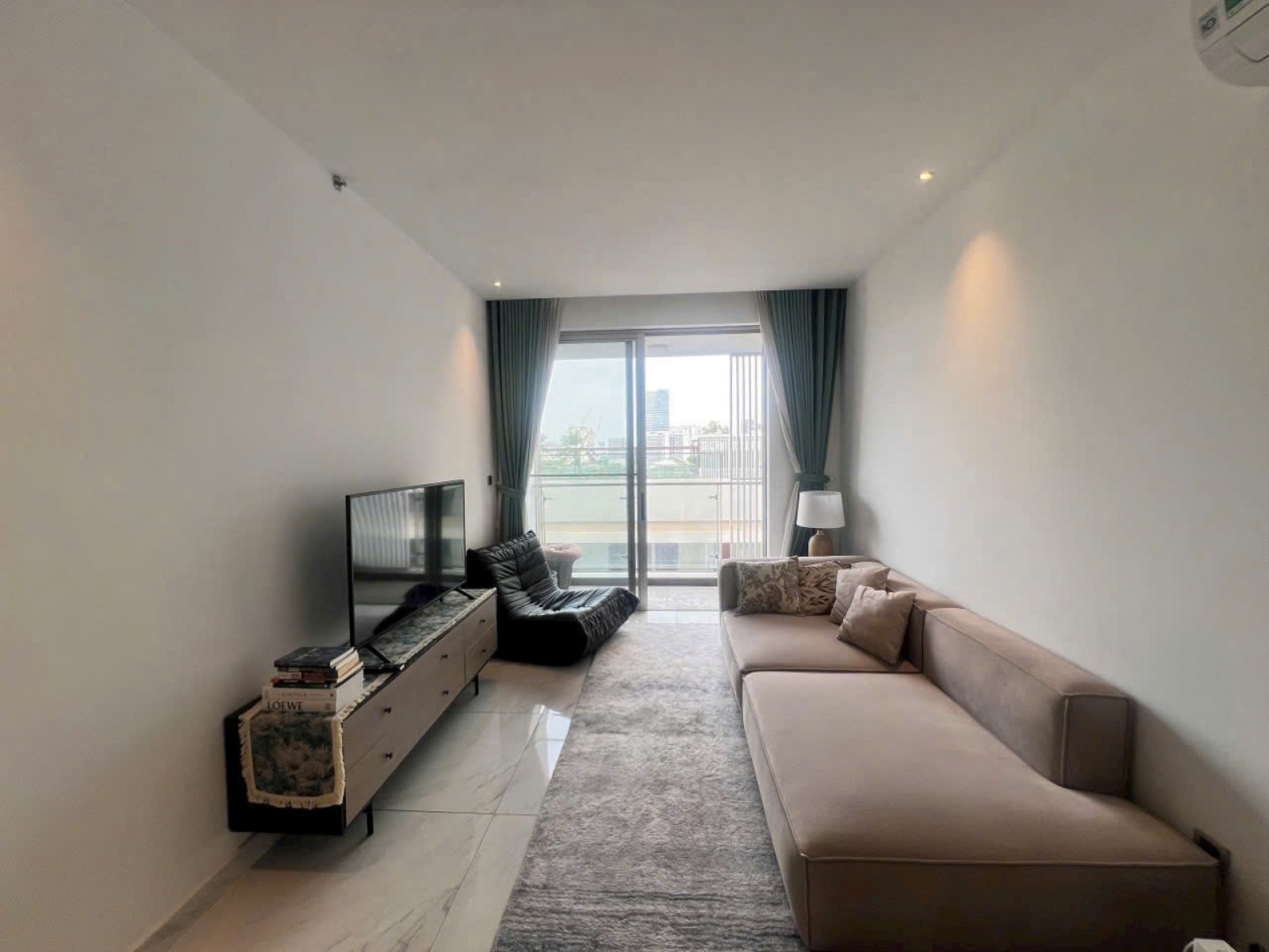 Bán căn hộ Midtown M6 Phú mỹ hưng, 64m2, 1PN, 1WC giá 5,5 tỷ HĐMB - 13275