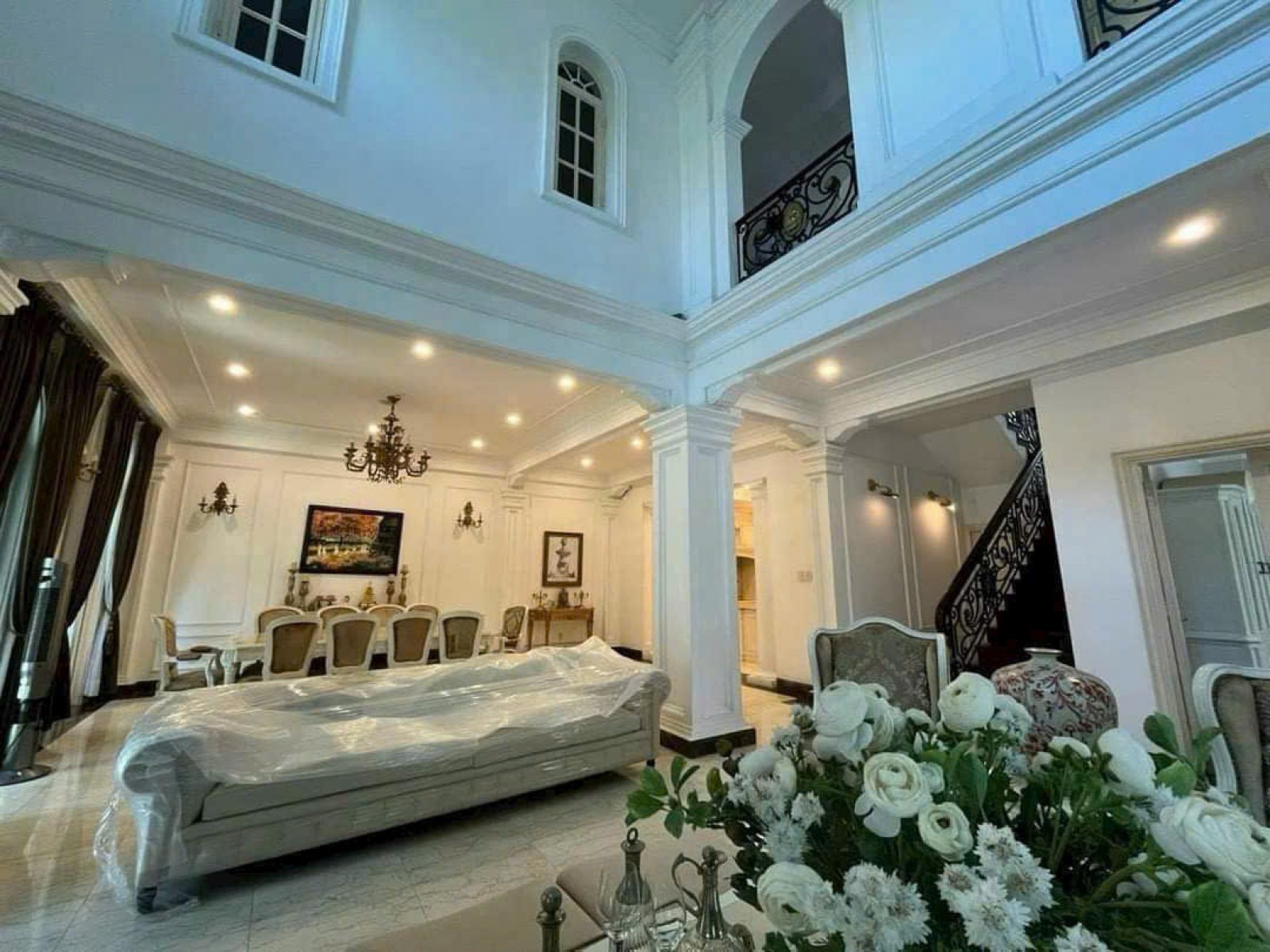 Cho thuê Biệt thự đơn lập Mỹ Quang, 352m2, nhà đẹp, ngay phú mỹ hưng