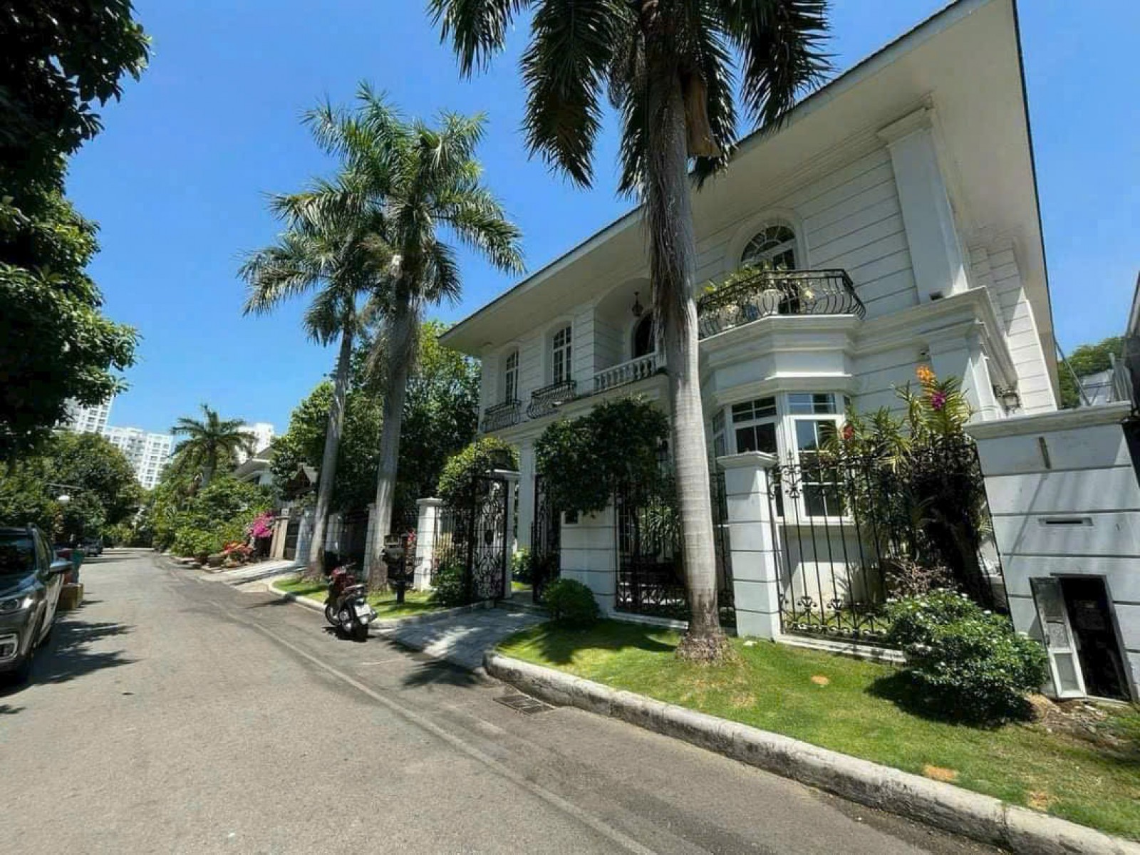 Cho thuê Biệt thự đơn lập Mỹ Quang, 352m2, nhà đẹp, ngay phú mỹ hưng - 13296