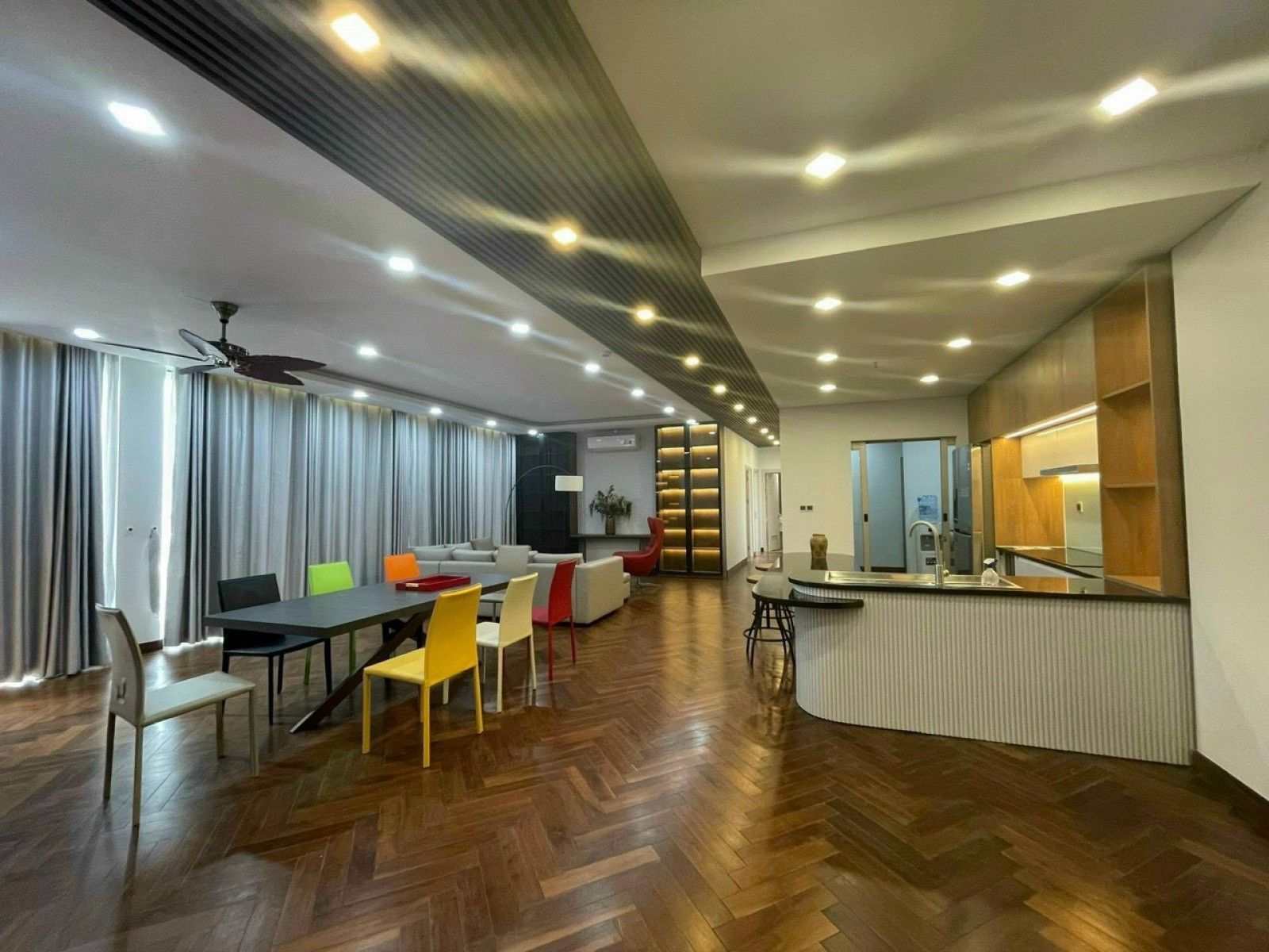 Bán căn hộ cao cấp Penhouse Midtown tòa M6, 256m2, 4PN view sông trọn vẹn cực đẹp, có sổ hồng - 13616