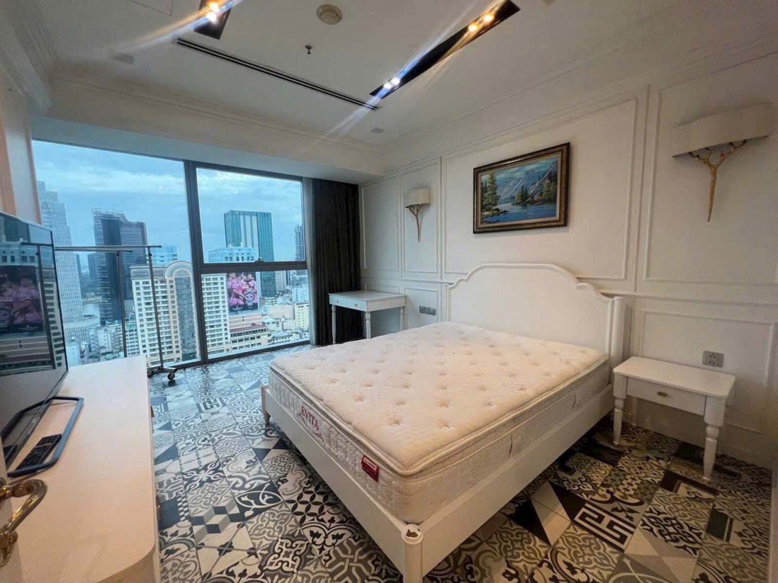 Bán gấp CHCC Vincom Center - Đồng Khởi, view sông, nhà đẹp ngay trung tâm Quận 1 - 13636