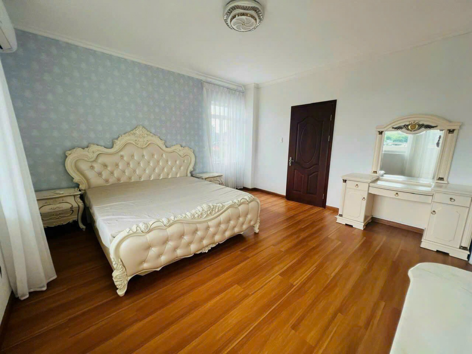 Bán gấp căn hộ Mỹ Tú Cảnh Quan 296m2, 4PN nhà đẹp view Biệt thự Phú mỹ hưng, Quận 7 - 13680