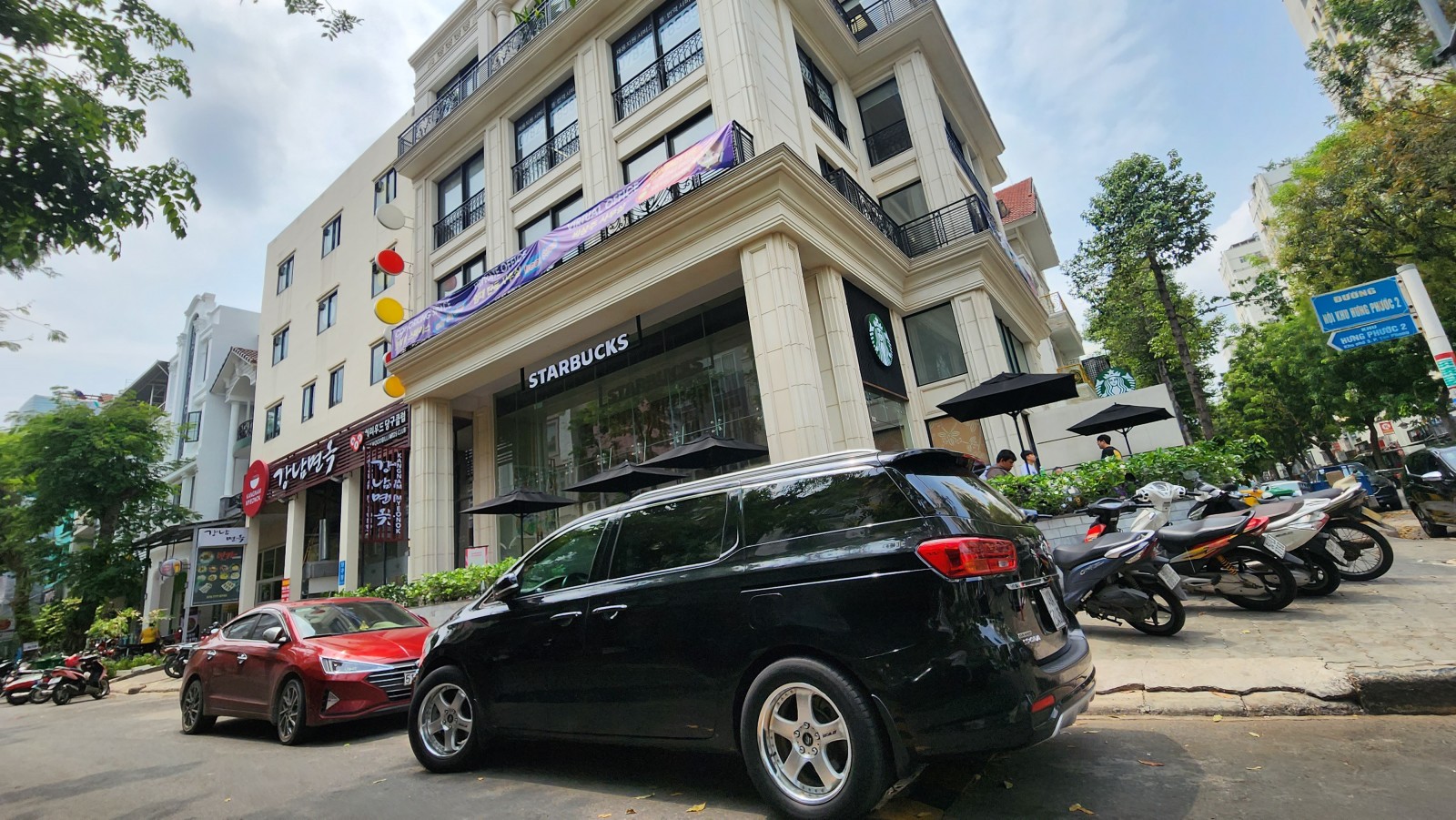 Cho thuê nhà Hưng Phước, góc công viên 9*18,5m, đường Cao triều Phát - 13696