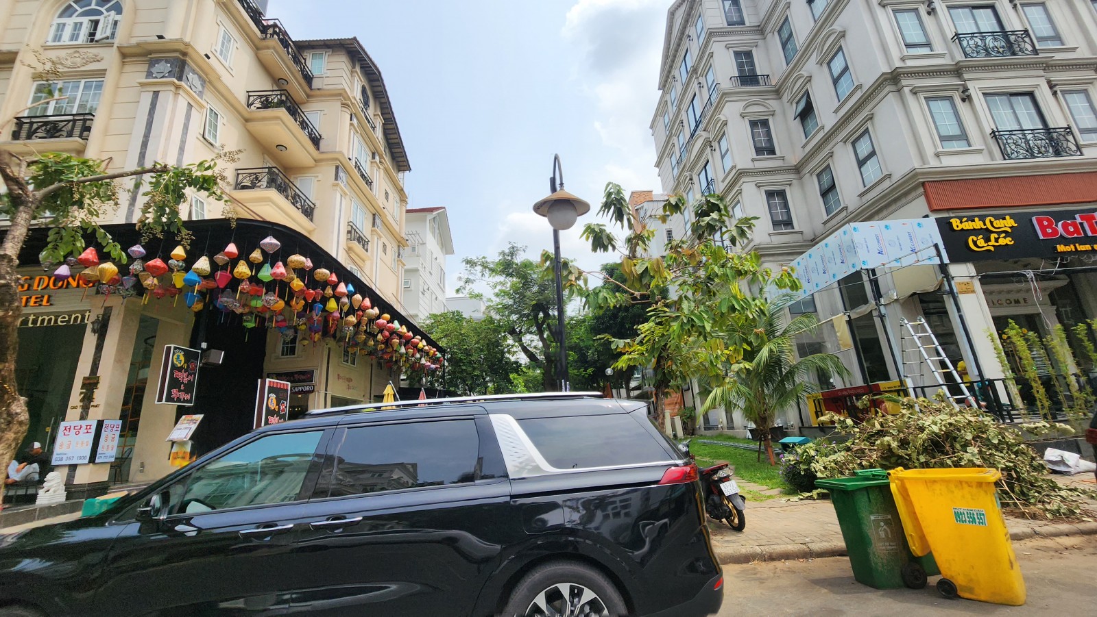 Cho thuê nhà Hưng Phước, góc công viên 9*18,5m, đường Cao triều Phát - 13697