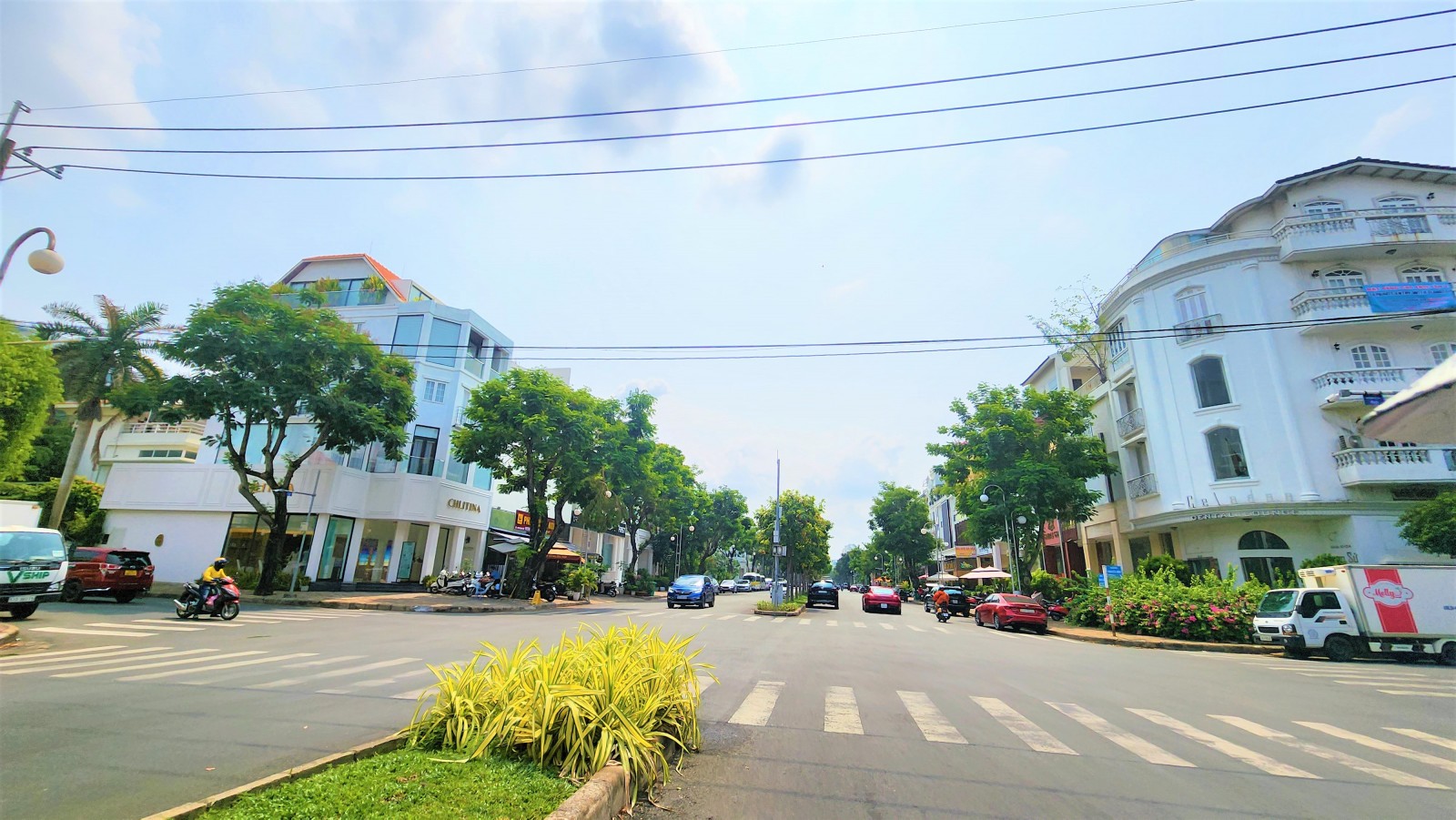 Bán gấp giá tốt Nhà phố Nam Thiên, mặt tiền đường Hà Huy Tập 7*18m vị trí đẹp Phú mỹ hưng - 13699