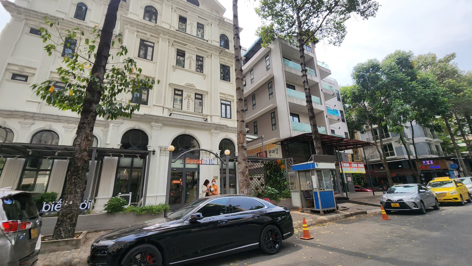 Cho thuê nhà phố Hưng Gia, căn góc đường Phạm Văn Nghị & đường Nội khu - 13712
