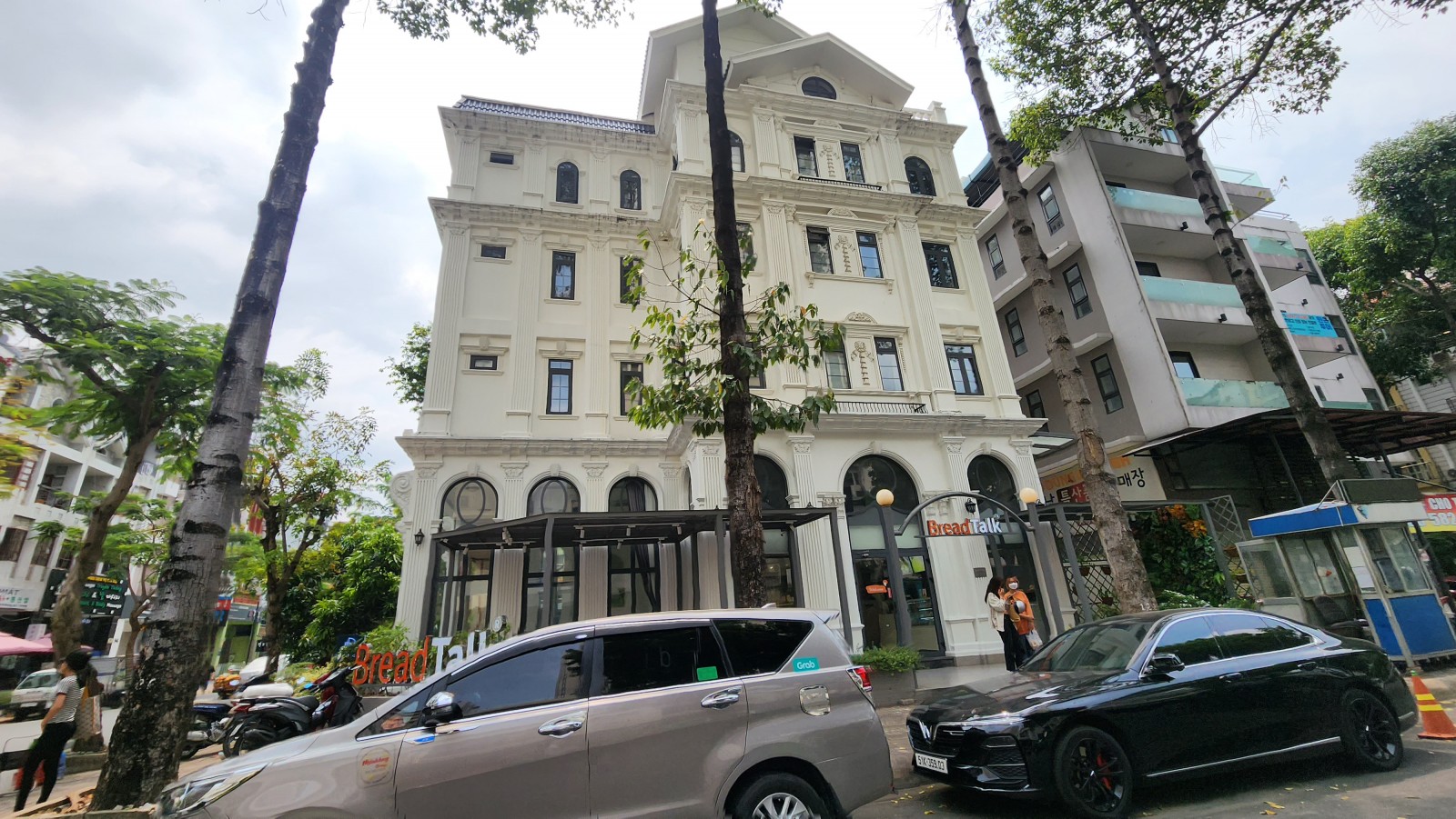 Cho thuê nhà phố Hưng Gia, căn góc đường Phạm Văn Nghị & đường Nội khu - 13711