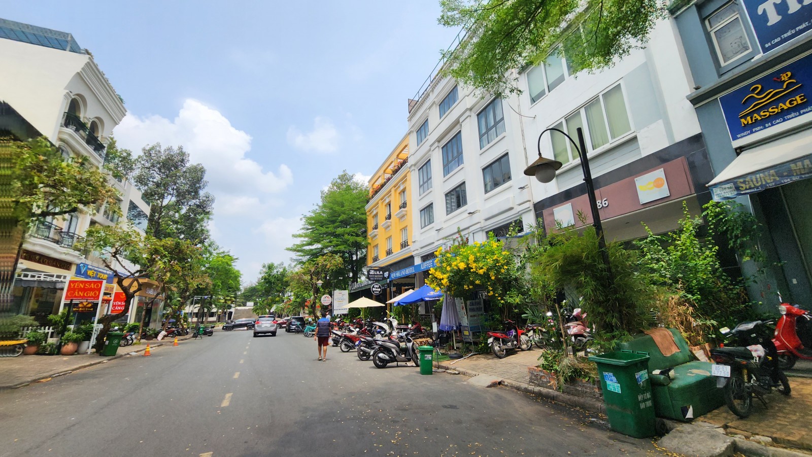 Cho thuê nhà phố Hưng Phước, mặt tiền đường Cao Triều Phát, gần Sky 2 - 13717