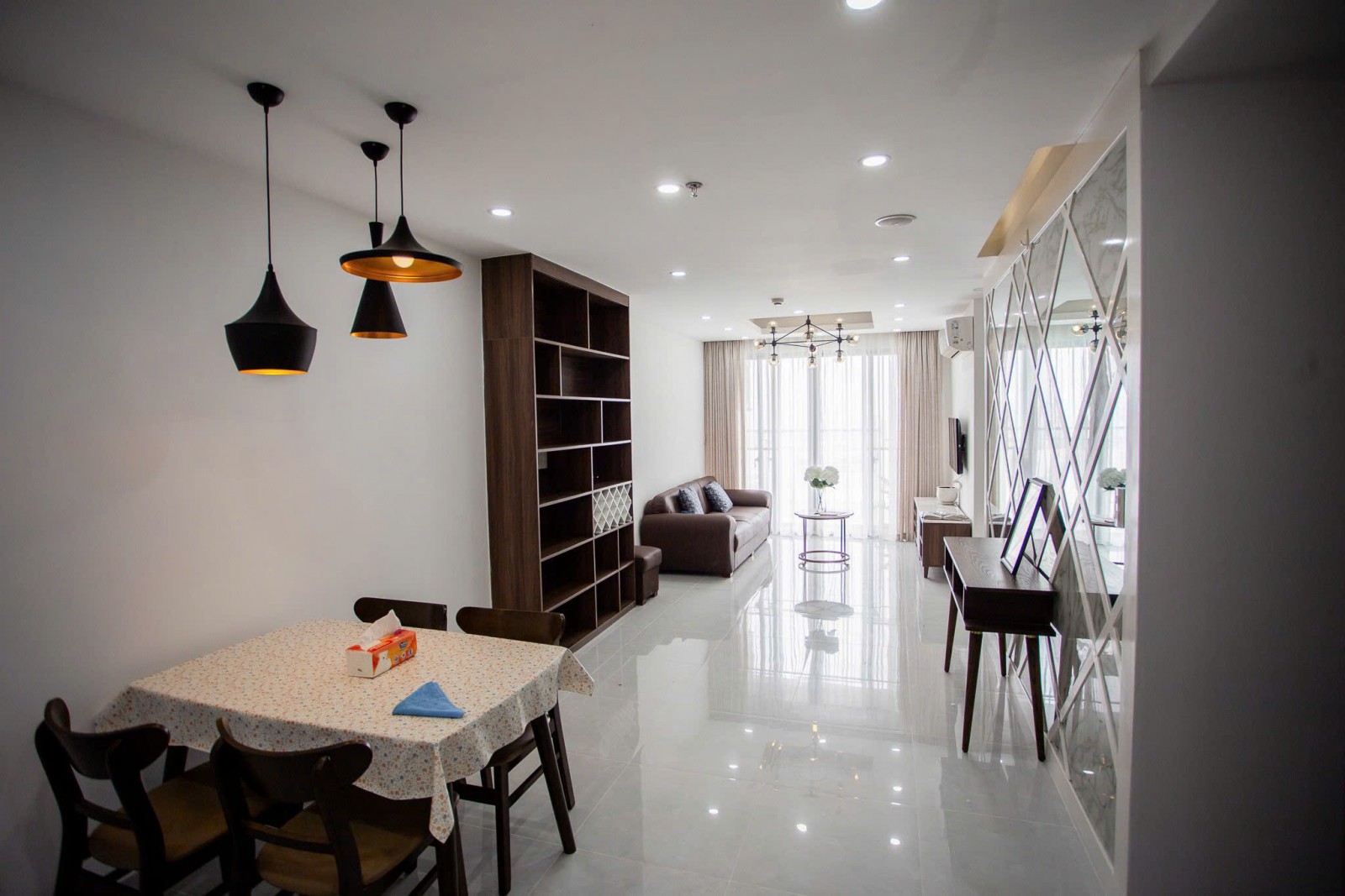 Cho thuê căn hộ Scenic Valley 80m2, 2PN, view hồ bơi full nội thất đẹp - 13826