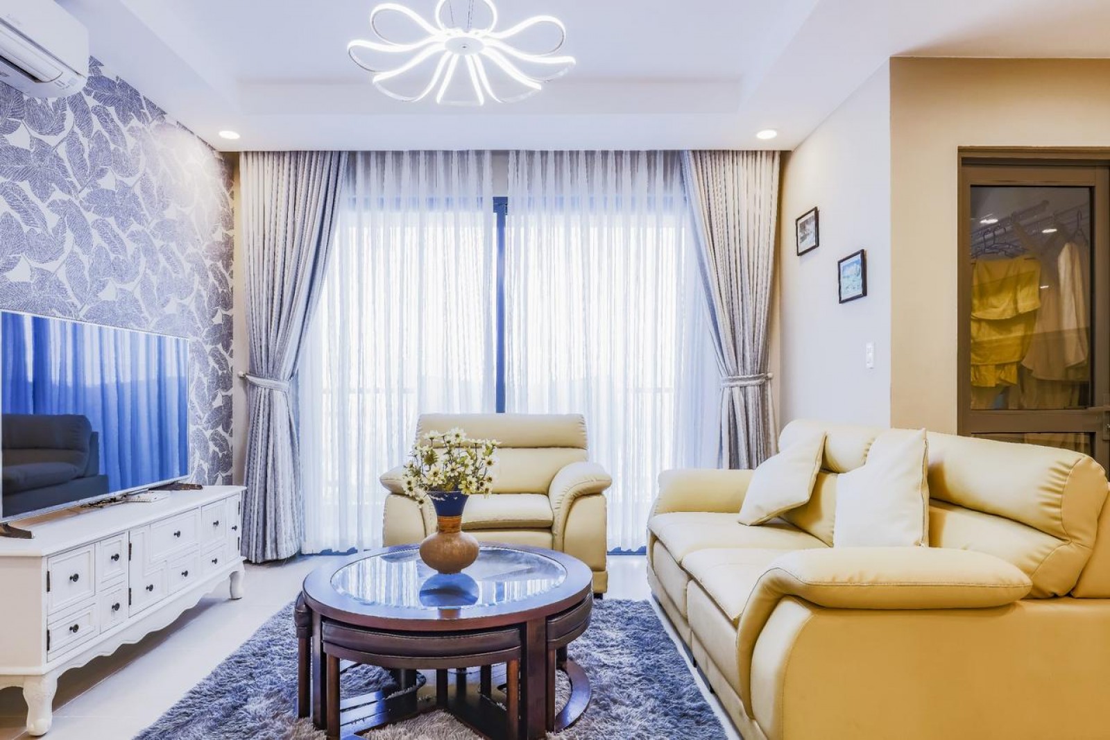 Cho thuê CHCC The Ascentia 108m2, 3PN view biệt thự nhà bao đẹp PMH