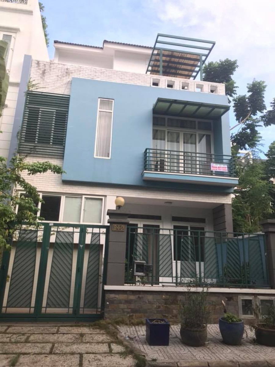 Bán gấp giá siêu tốt Biệt thự tự xây Nam Thông 8*18m, 1 trệt, 3 lầu ngay Phú mỹ hưng, Q.7