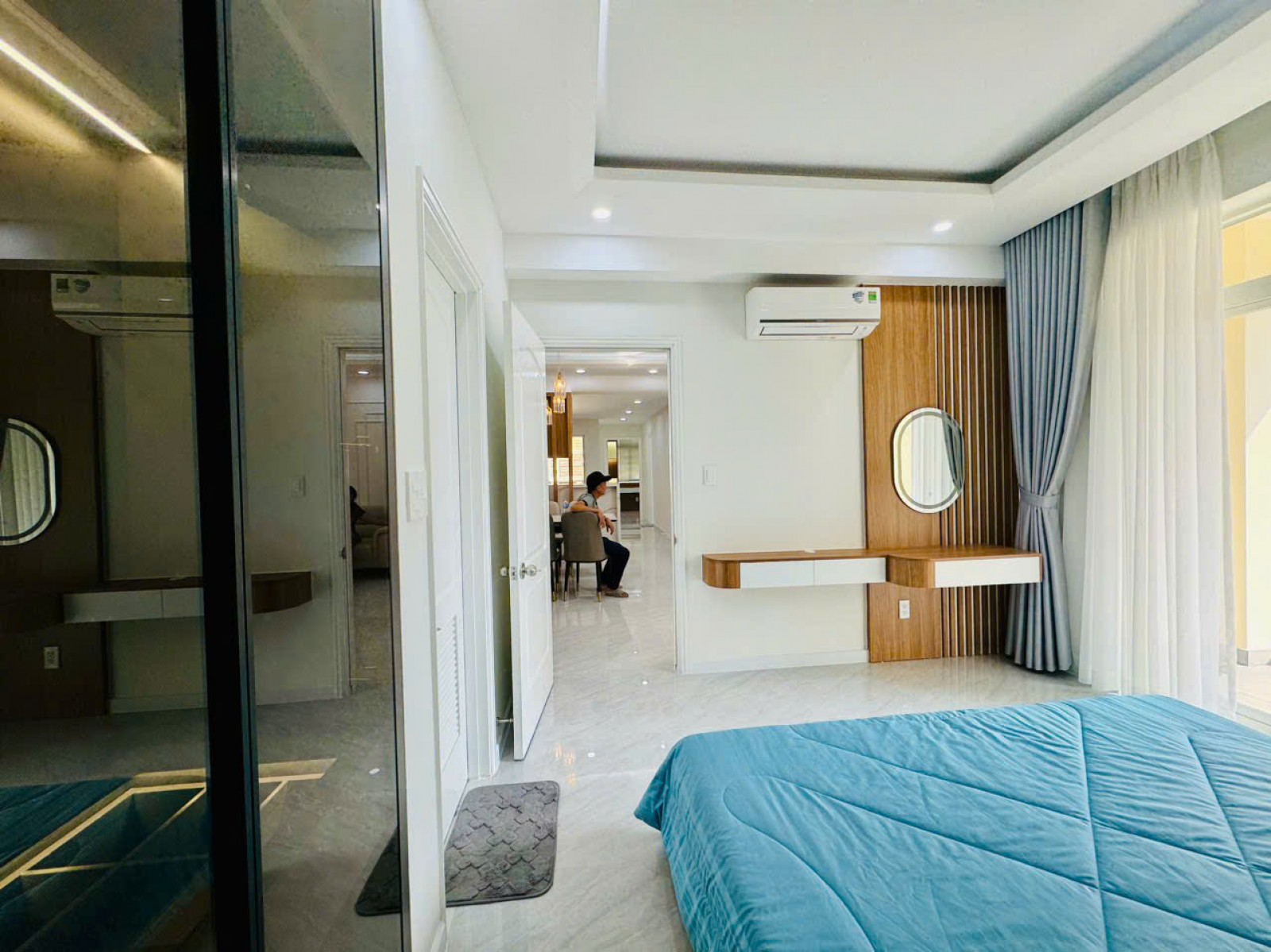 Cho thuê giá tốt căn hộ Cảnh Viên 2, 118m2, nhà đẹp view biệt thự Phú mỹ hưng - 13956
