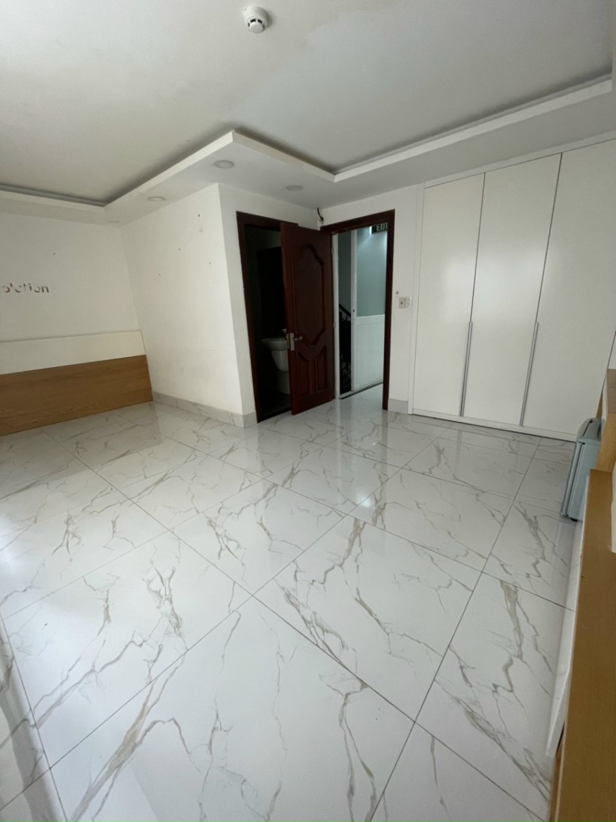 Cho thuê tầng Trệt + Lửng nhà phố đường Cao Triều Phát Phú Mỹ Hưng - 13974