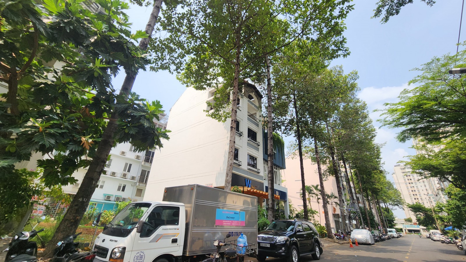 Bán gấp giá rẻ chỉ 32,3 tỷ Nhà phố kinh doanh Hưng Gia, mặt tiền đường số 2, Phú mỹ hưng