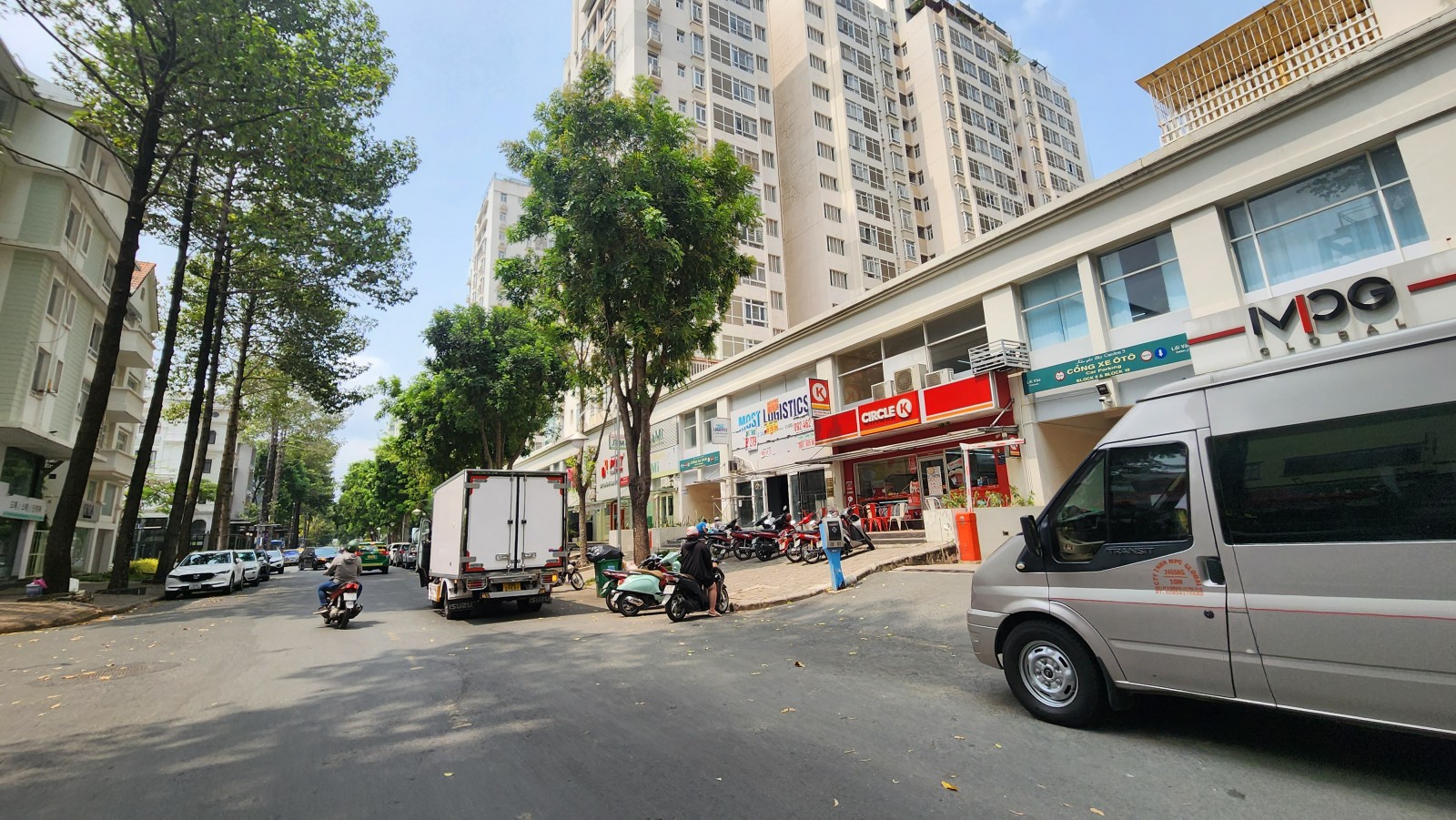 Bán gấp giá rẻ chỉ 32,3 tỷ Nhà phố kinh doanh Hưng Gia, mặt tiền đường số 2, Phú mỹ hưng - 14007