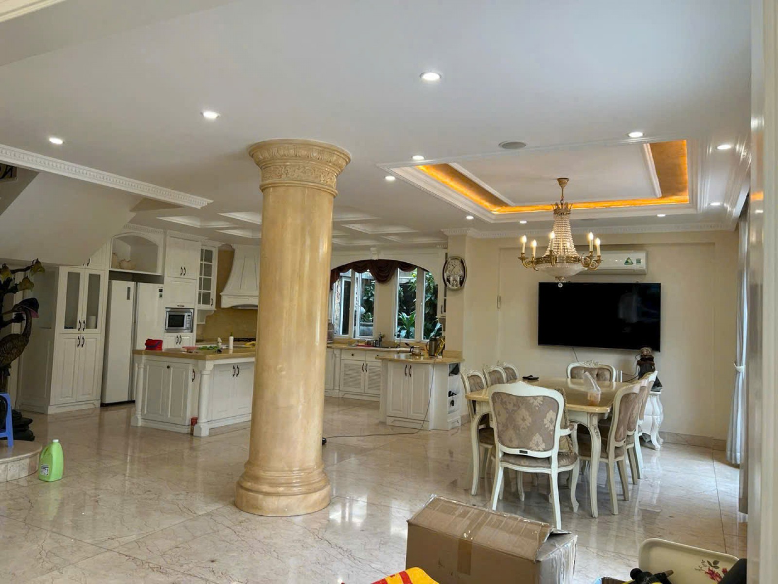 Cho thuê Biệt thự Lam Thiên Lục Địa 360m2, 5PN nhà cực đẹp phú mỹ hưng - 14016