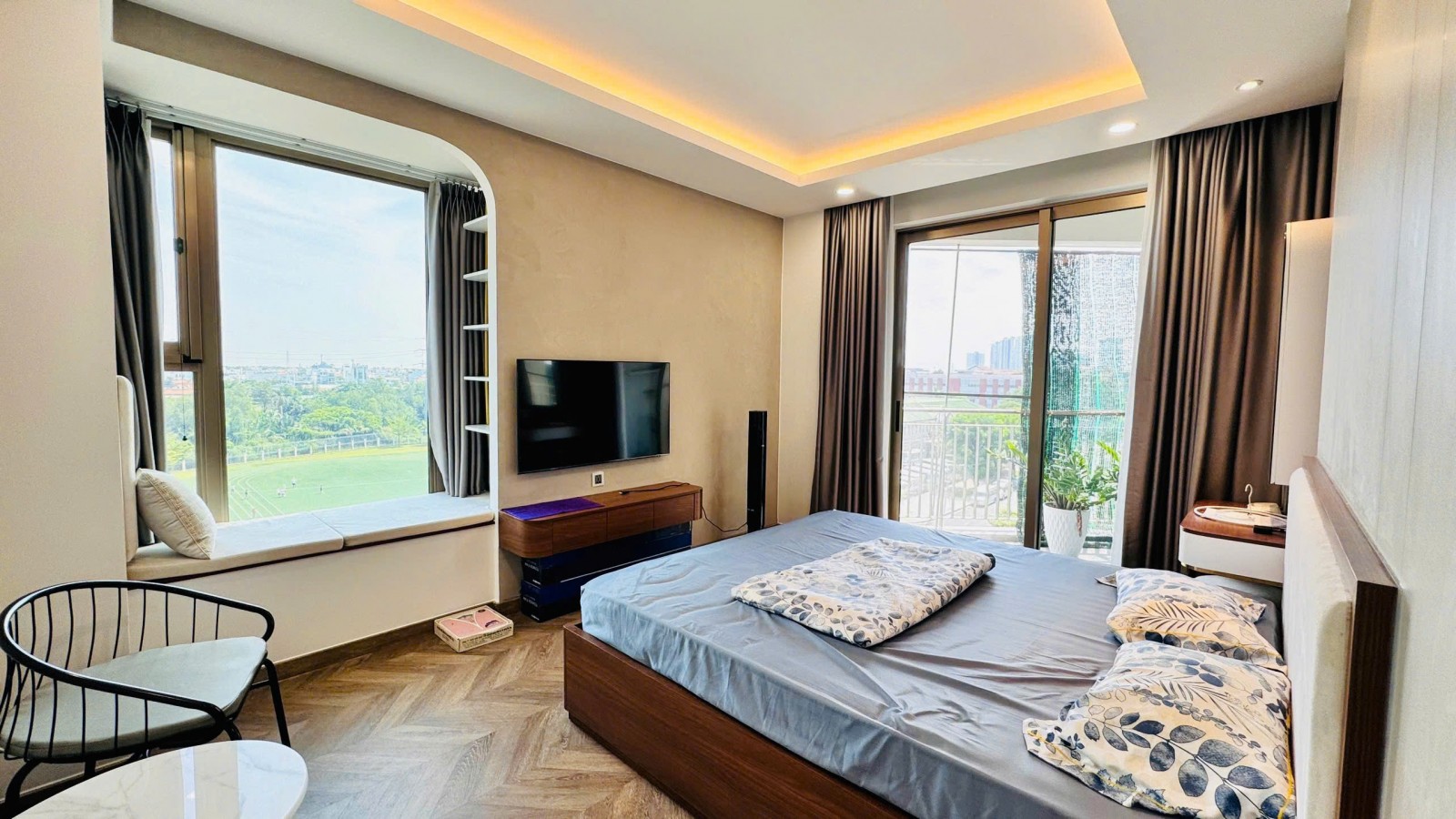 Bán căn hộ Midtown The Peak , DT98M2 , 2PN , 10,,5ty , pmh , q7 , tp Hồ Chí Minh - 14121