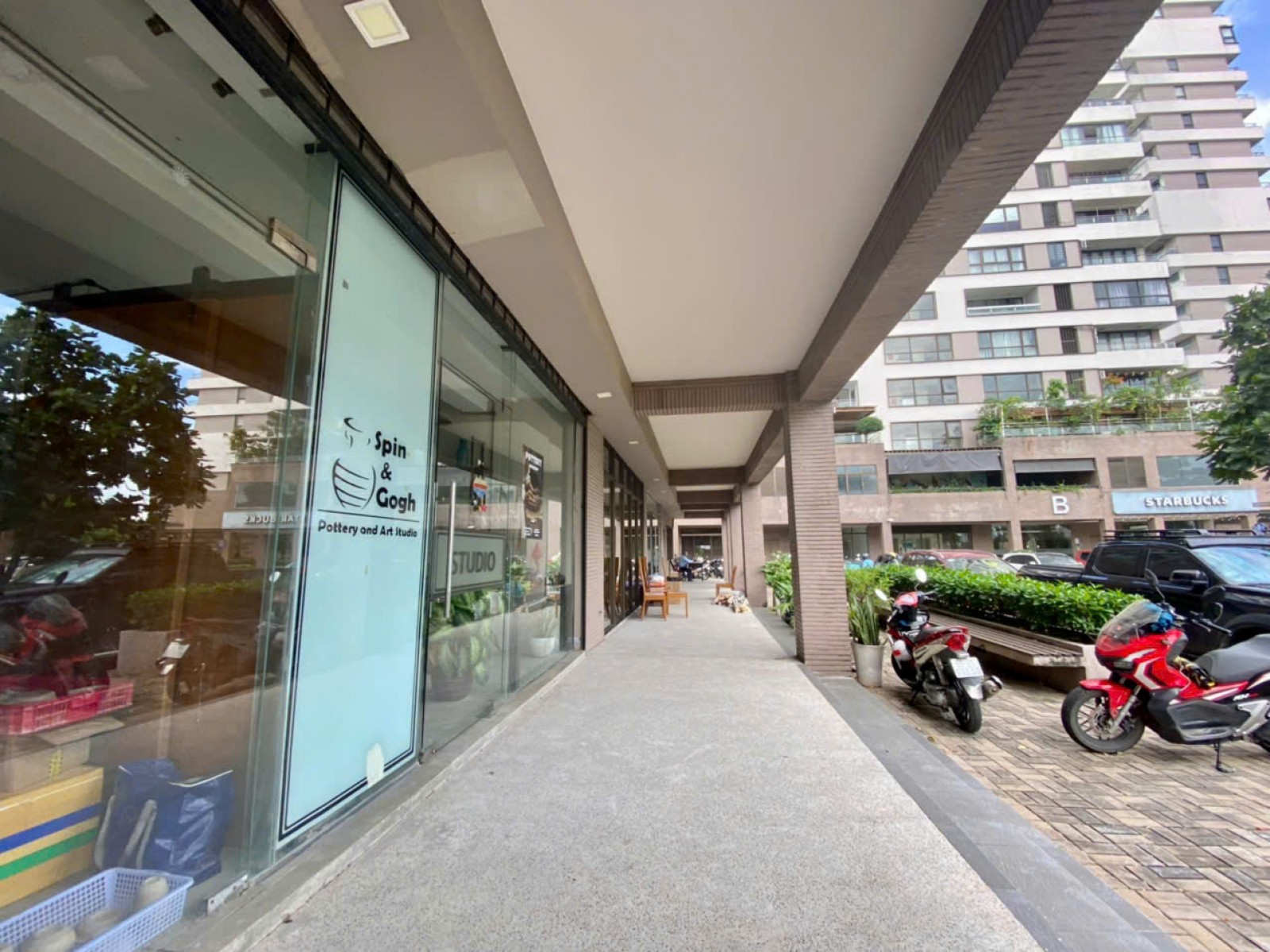 Cho thuê vị trí đẹp căn shop The Panorama 298m2, trệt lầu cạnh Starbuck Phú Mỹ Hưng, Quận 7 - 14177