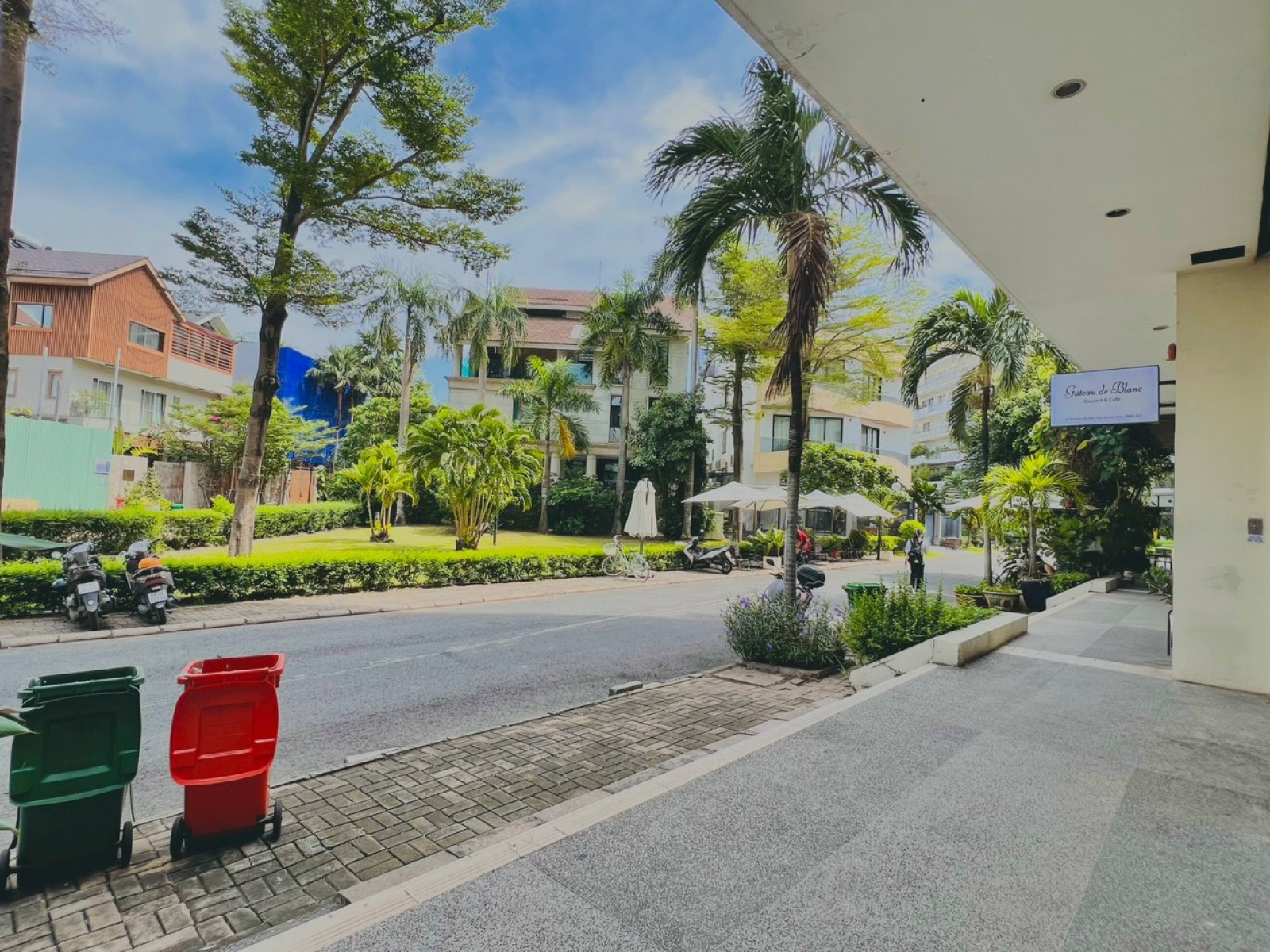 Bán Giá tốt Shop kinh doanh khu Grandview, 107m2, 15 tỷ thương lượng - 14179