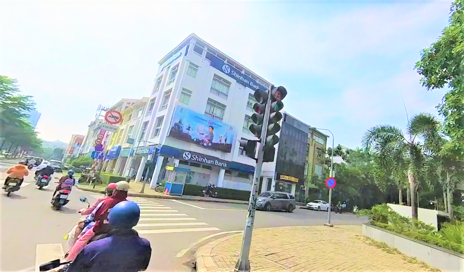 Giá rẻ chỉ 35tr Cho thuê nguyên căn nhà phố Mỹ Hưng, nguyễn văn linh - 14200