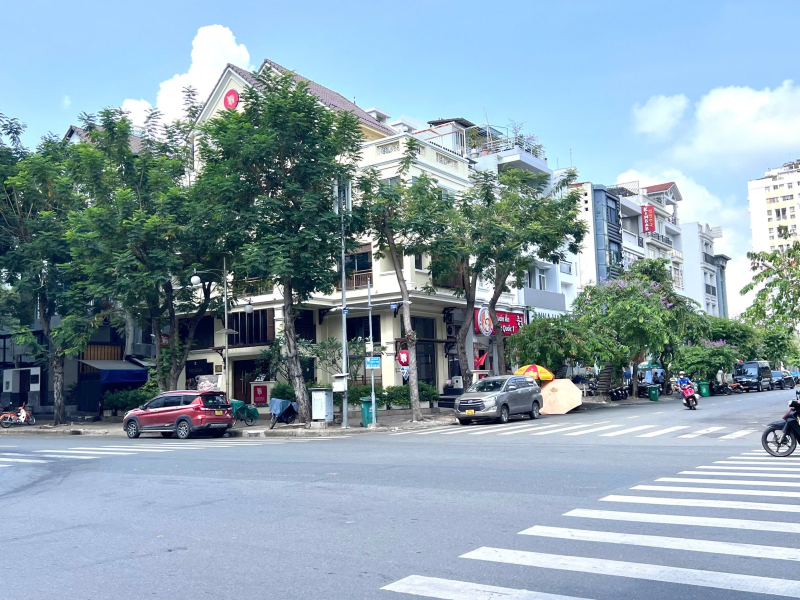 Cho thuê VỊ TRÍ ĐẸP căn góc Hưng Phước Đường Bùi Bằng Đoàn, Đường số 6