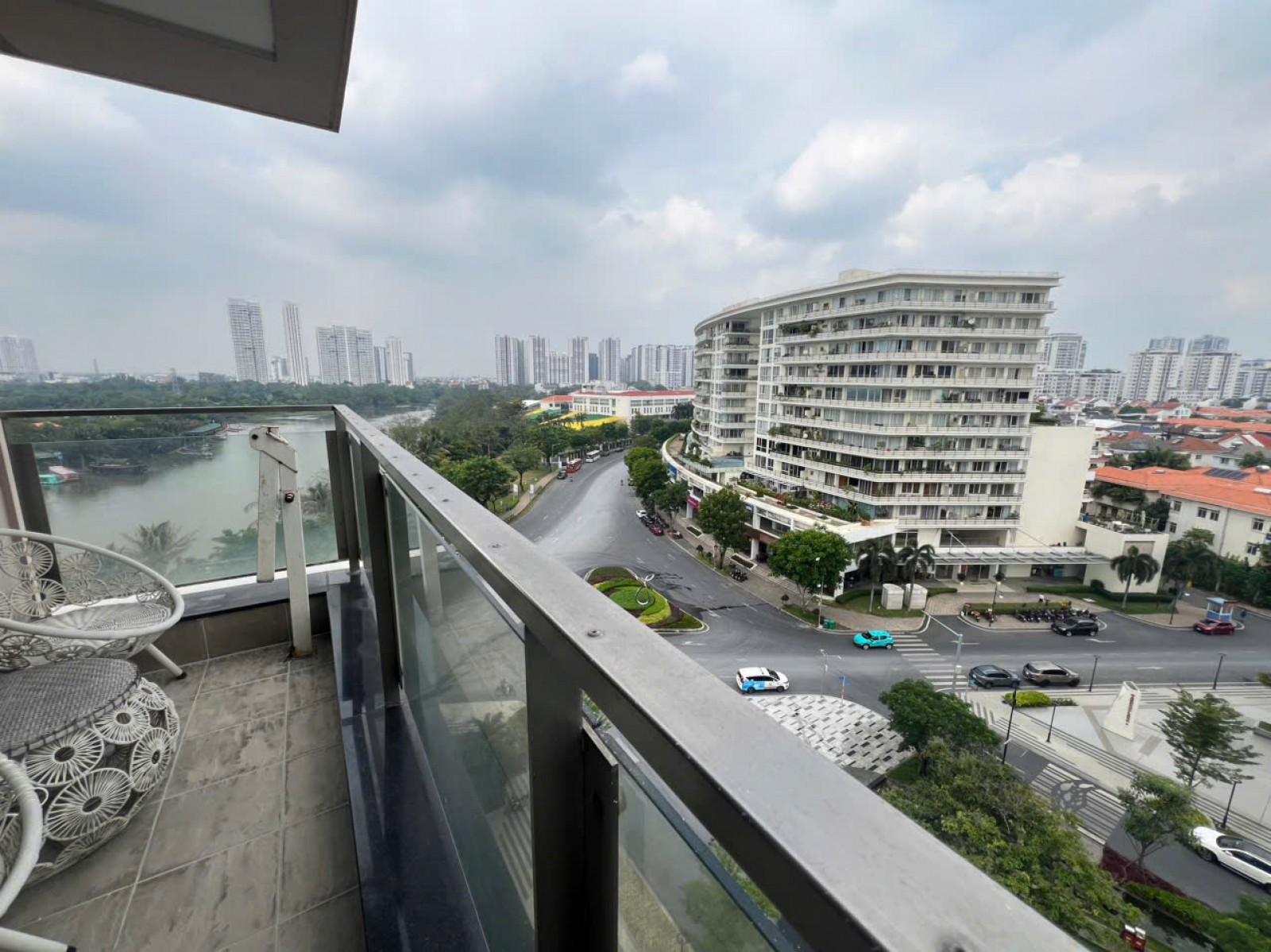 Bán gấp căn hộ GIÁ RẺ, VIEW ĐẸP, LẦU CAO căn hộ The Panorama 146m2 view sông cực đẹp - 14354