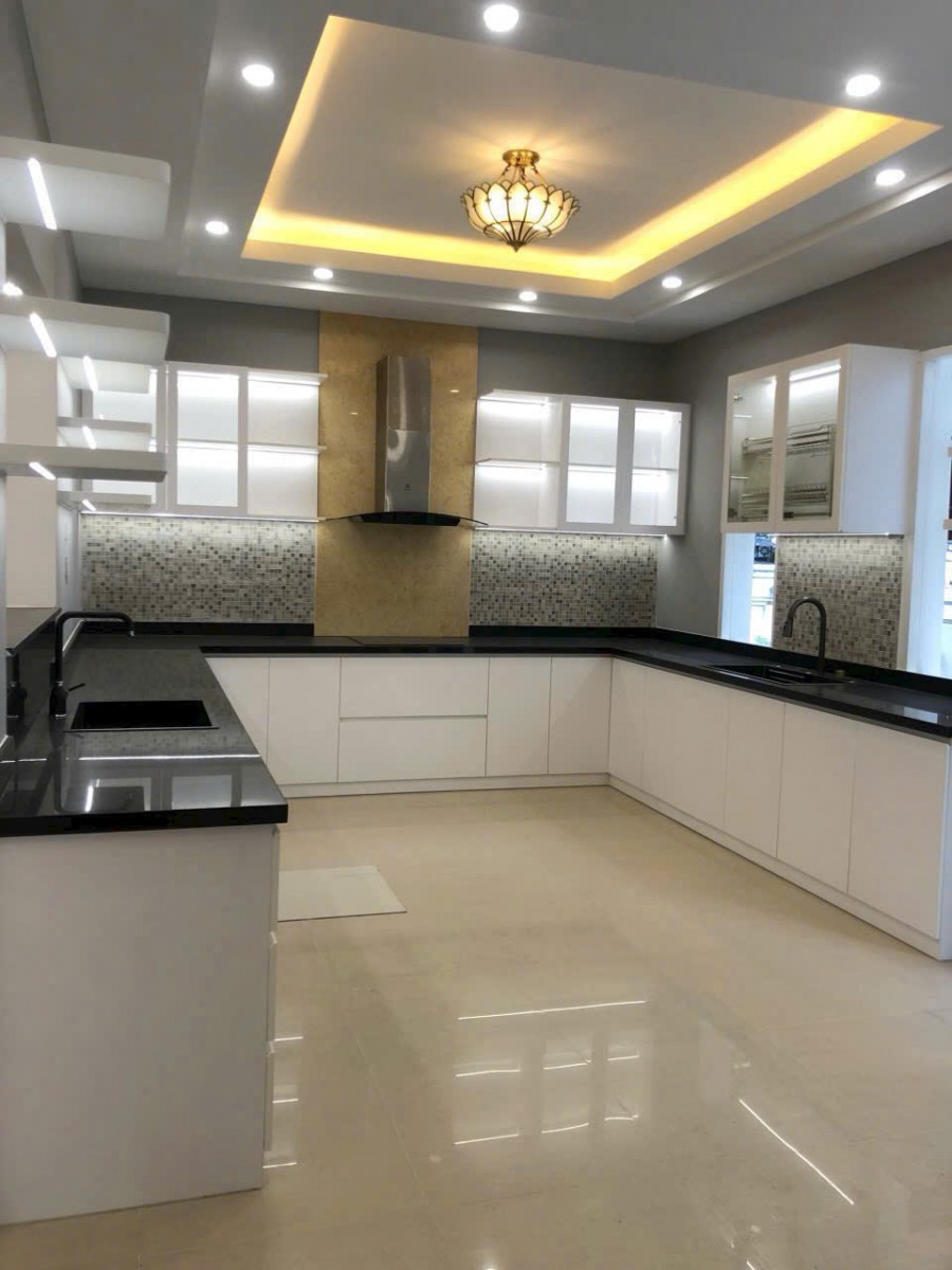 Cho thuê Biệt thự đơn lập Nam Thiên, 300m2, căn góc 2 mặt tiền yên tĩnh và đẹp ngay Phú mỹ hưng - 14438