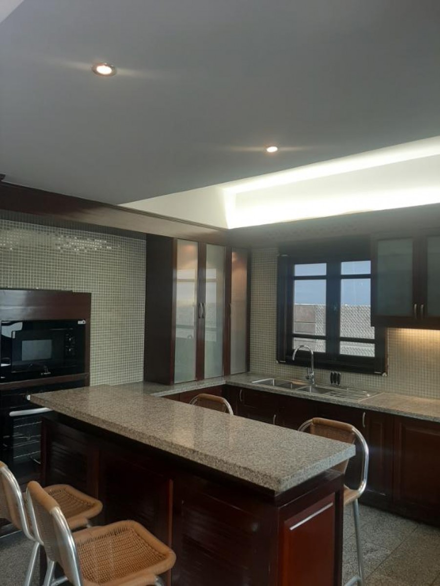 Cho thuê biệt thự đẹp có hồ bơi Biệt thự Nam Thiên, diện tích 306, xây dựng 1 trệt và 1 tầng lầu. - 1162
