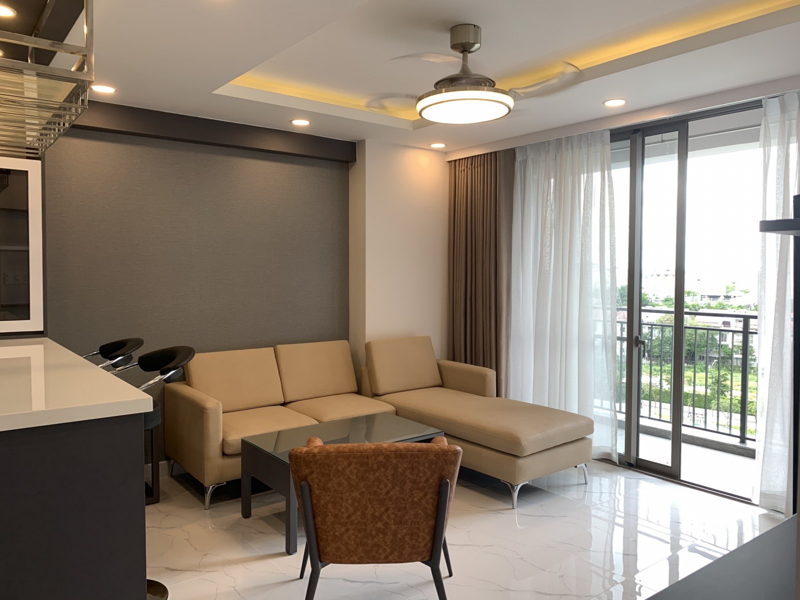 Cần cho thuê gấp căn hộ Panorama Phú Mỹ Hưng, nhà đẹp, view sông lầu cao thoáng mát.