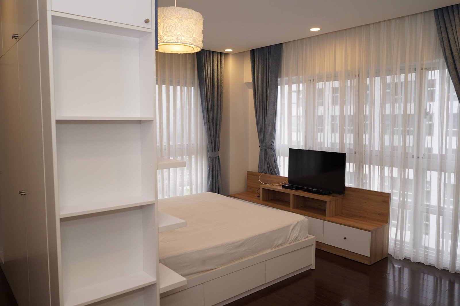 Cho thuê gấp CHCC Happy Valley, DT 100m2 giá 20 triệu/1 tháng - 143