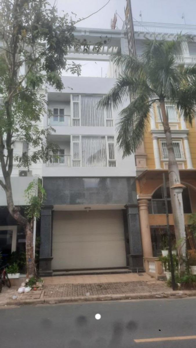 Cho thuê Nhà phố kinh doanh đường Cao Triều Phát khu Phú Mỹ Hưng giá 2200$