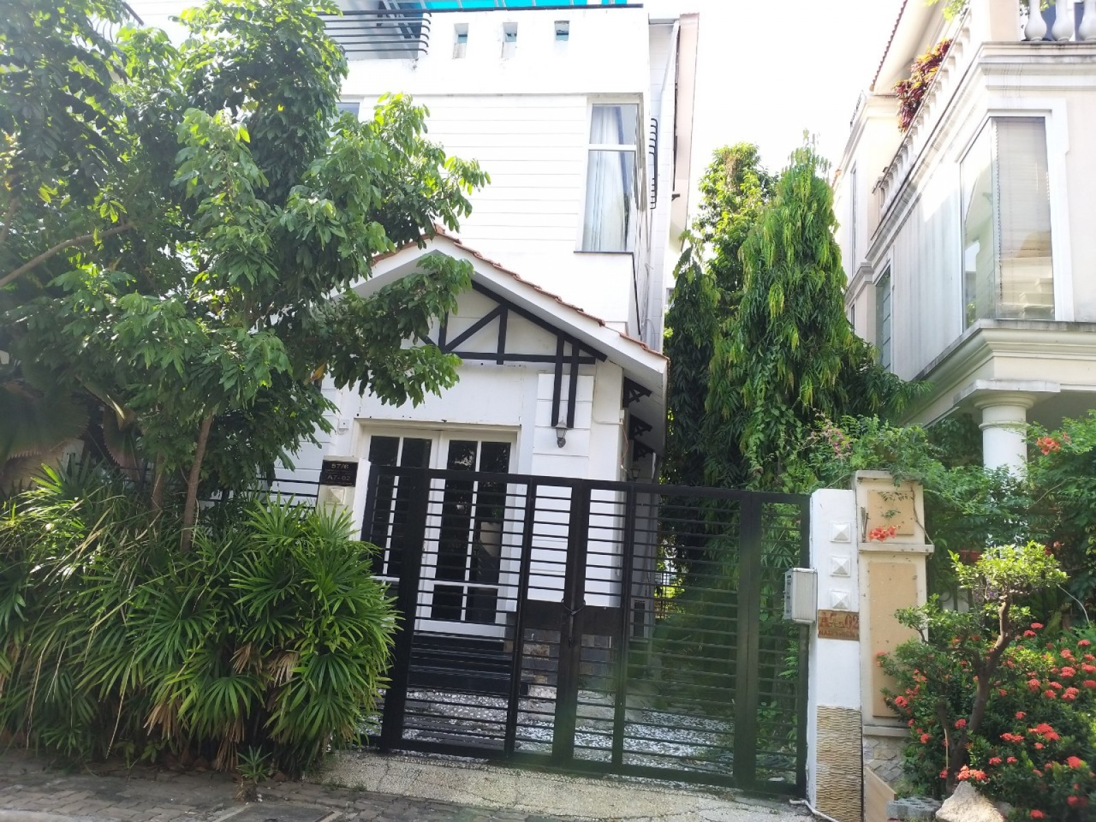 Cho thuê biệt thự Hưng Thái 2, Phú Mỹ Hưng, Quận 7. Giá tốt. LH: 0917857039