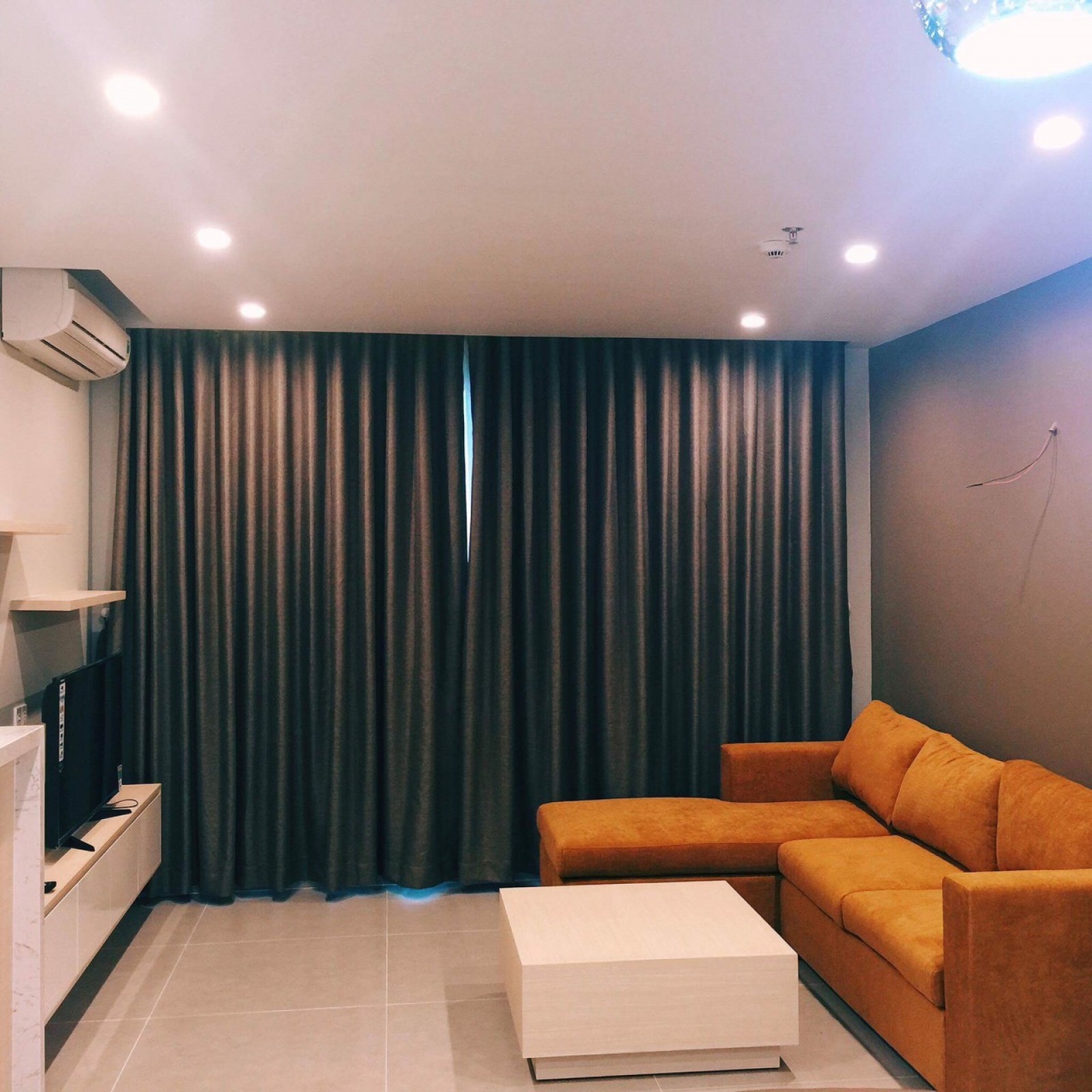 Chính chủ cần cho thuê Riverside DT 146m2, 3PN, giá chỉ 23 triệu /tháng , view sông yên tĩnh